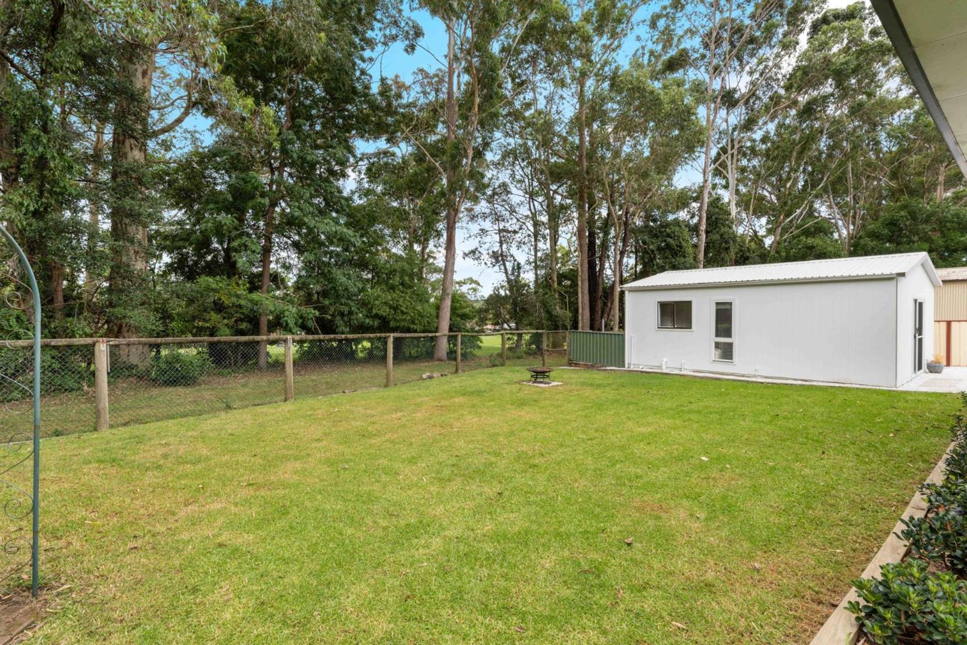The 19th Hole by Experience Jervis Bay