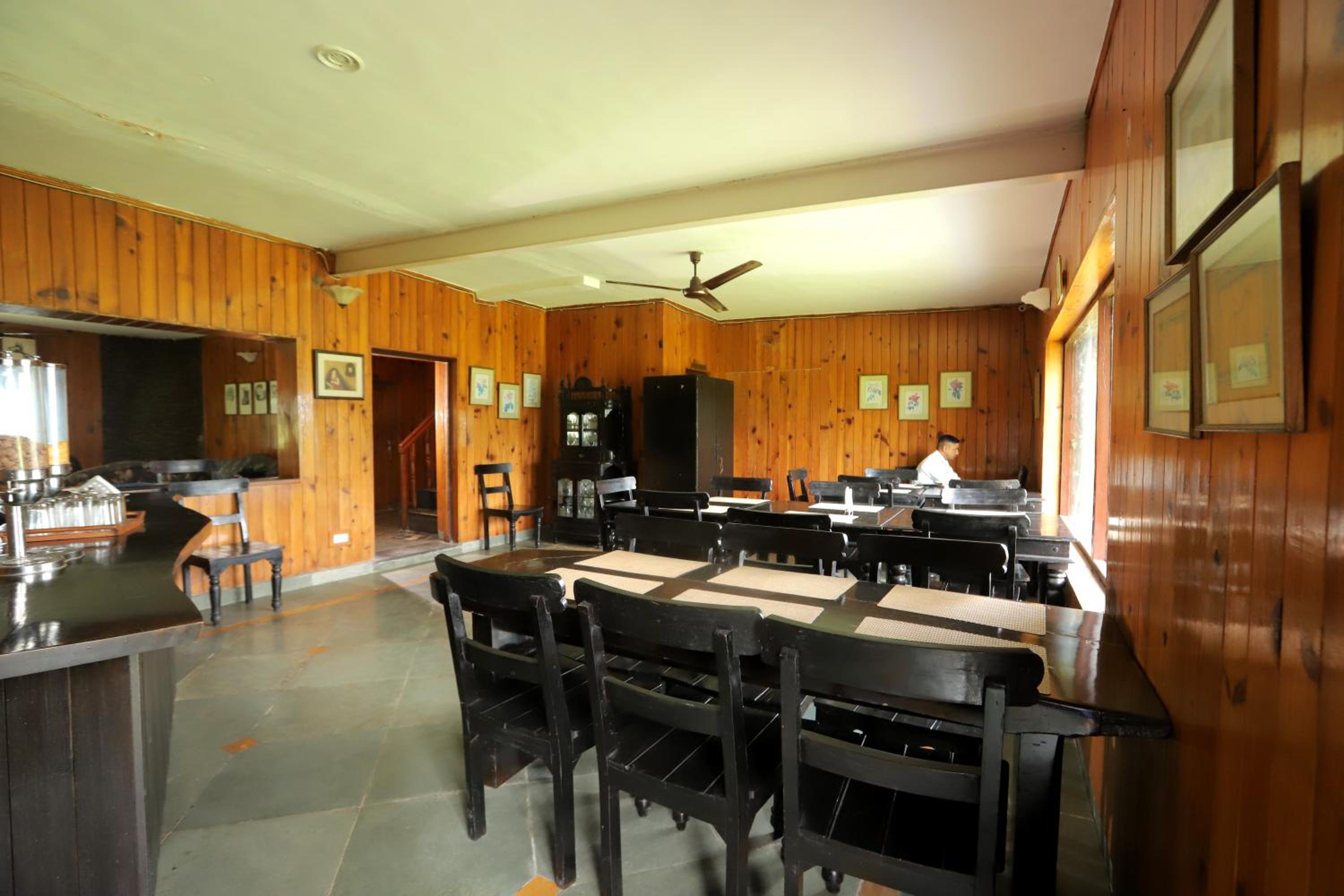 Cedar Lodge By Aahma