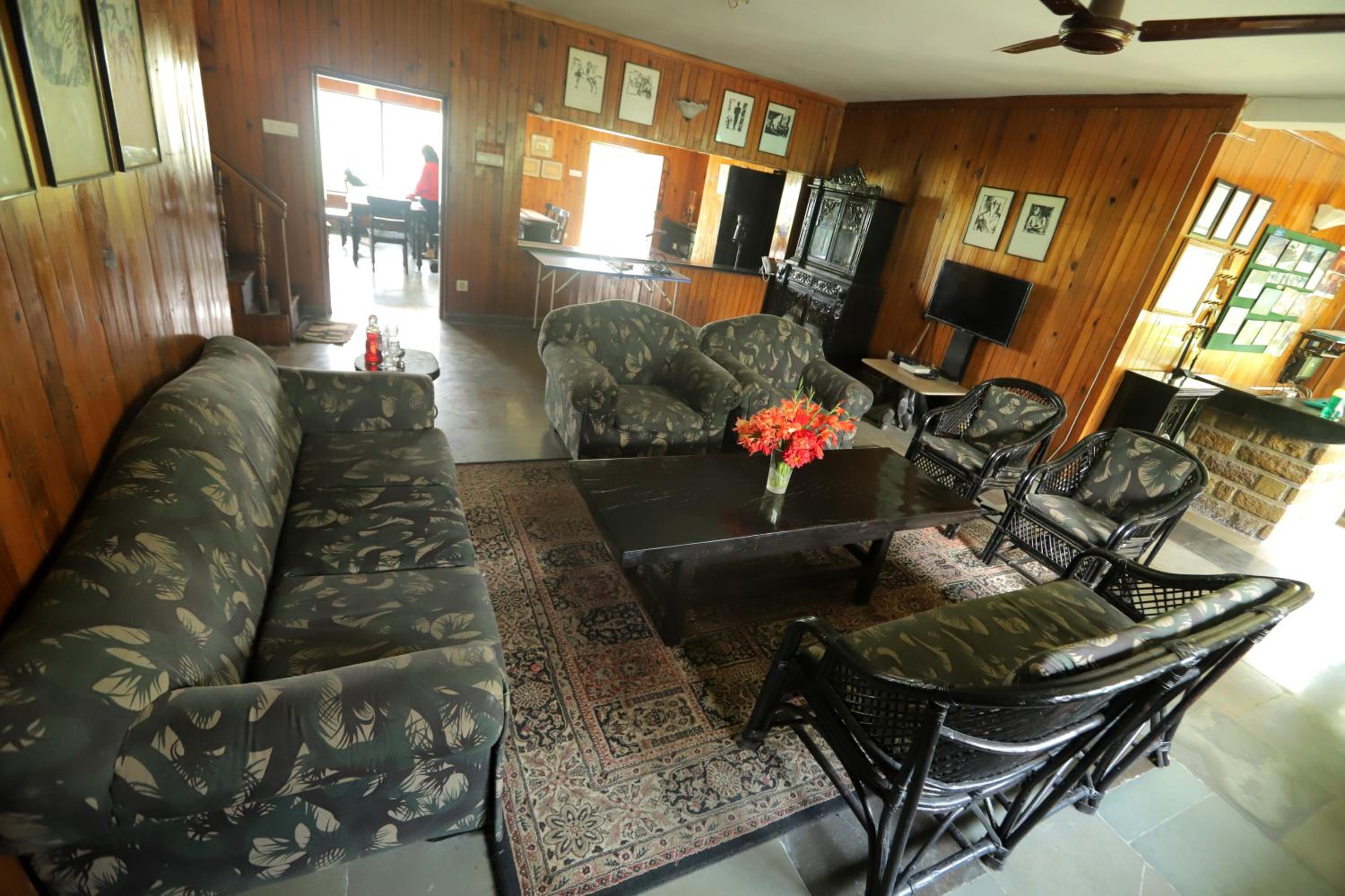 Cedar Lodge By Aahma