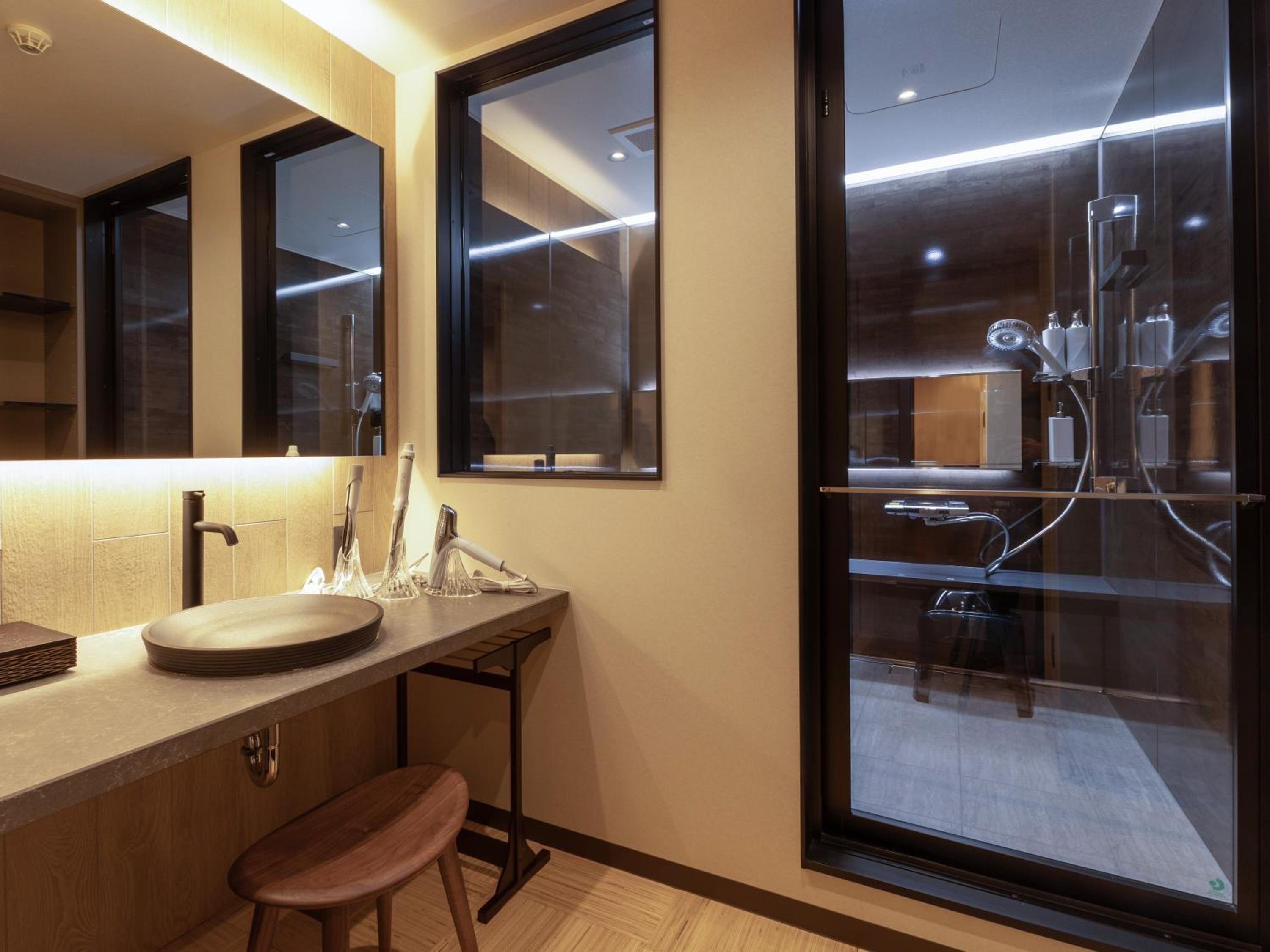 Hotel Kazurabashi