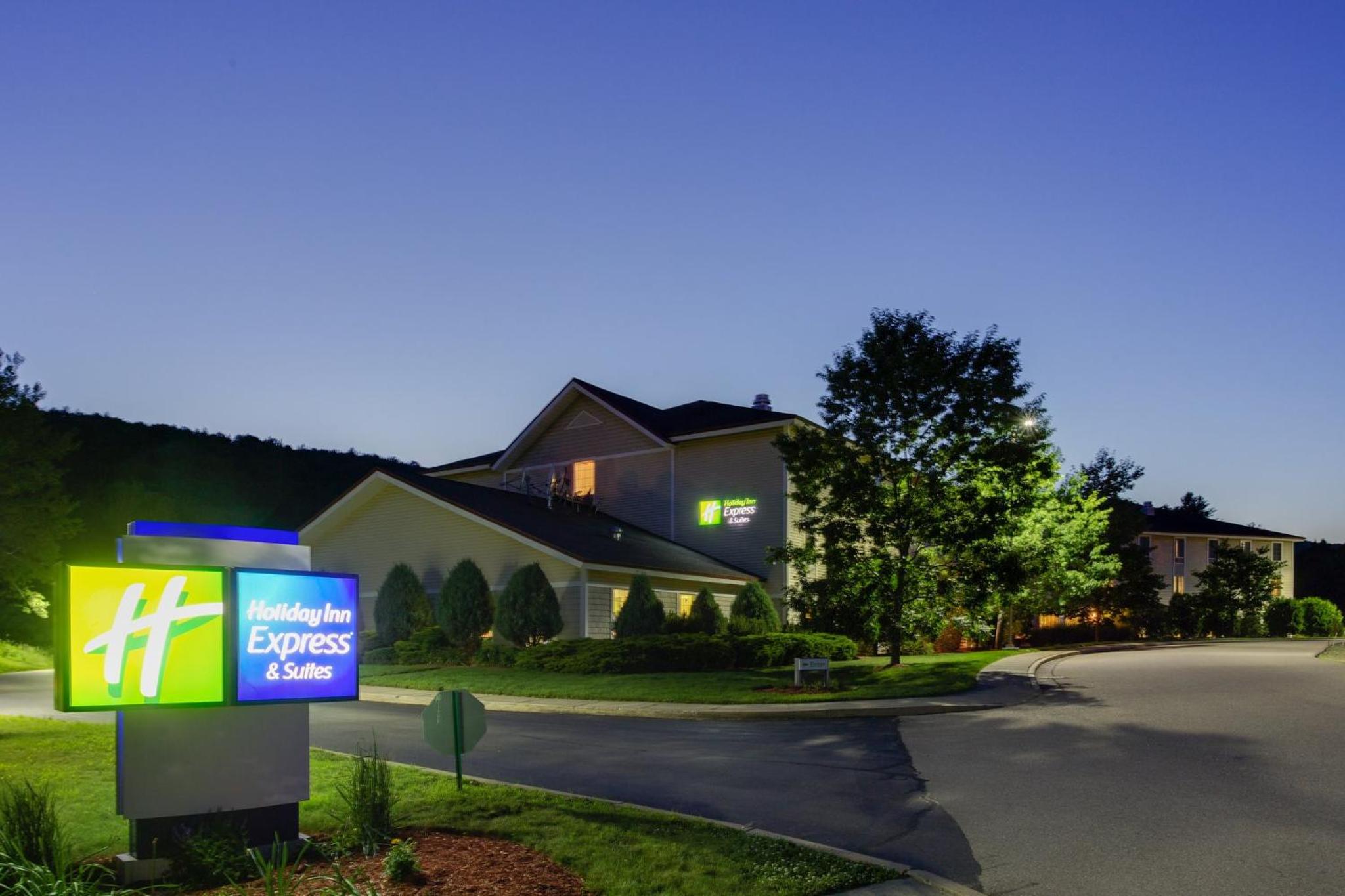 Brattleboro Vacations - Holiday Inn Express Hotel  Suites Brattleboro, an IHG Hotel - Property Image 44