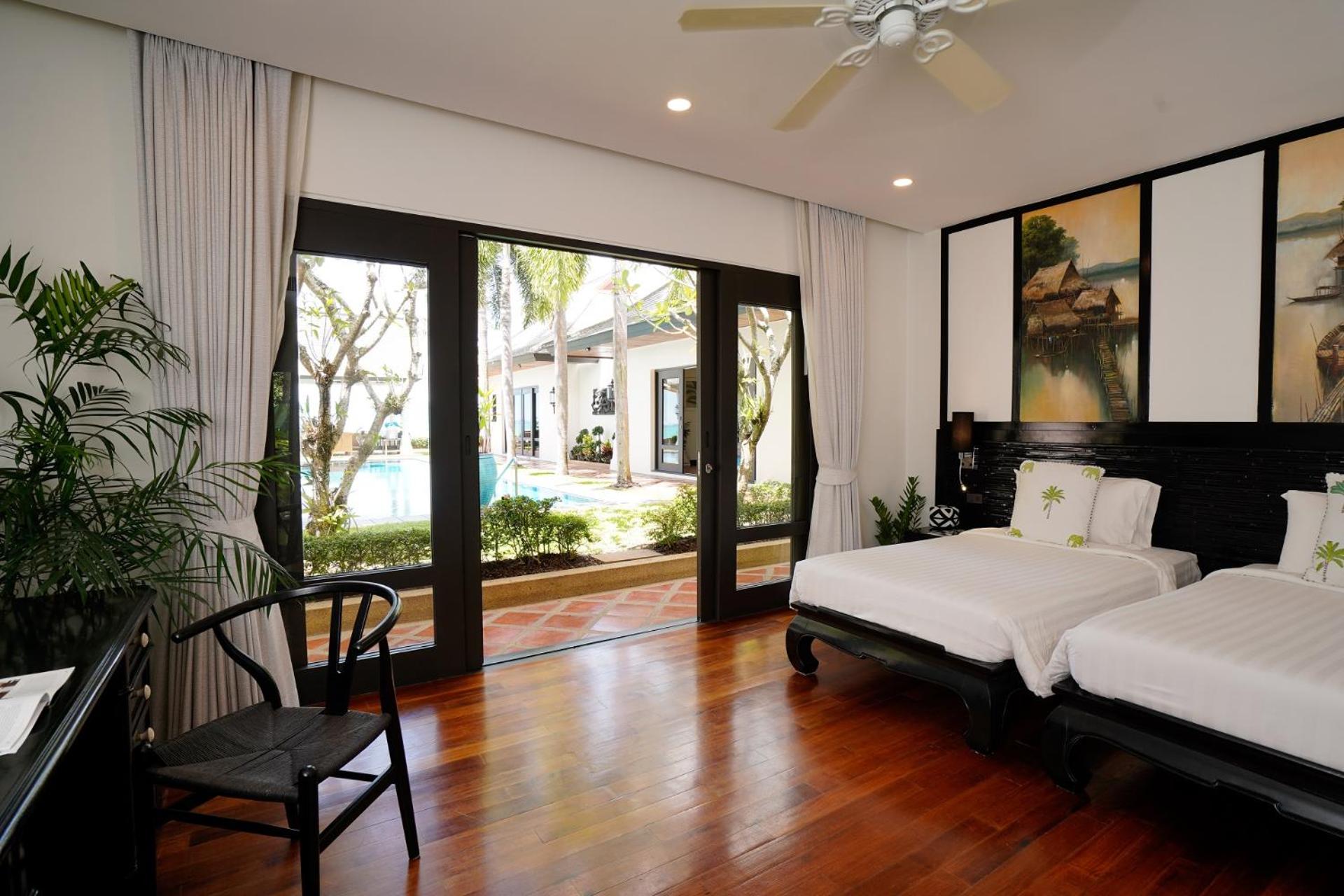 Miskawaan Beachfront Villas