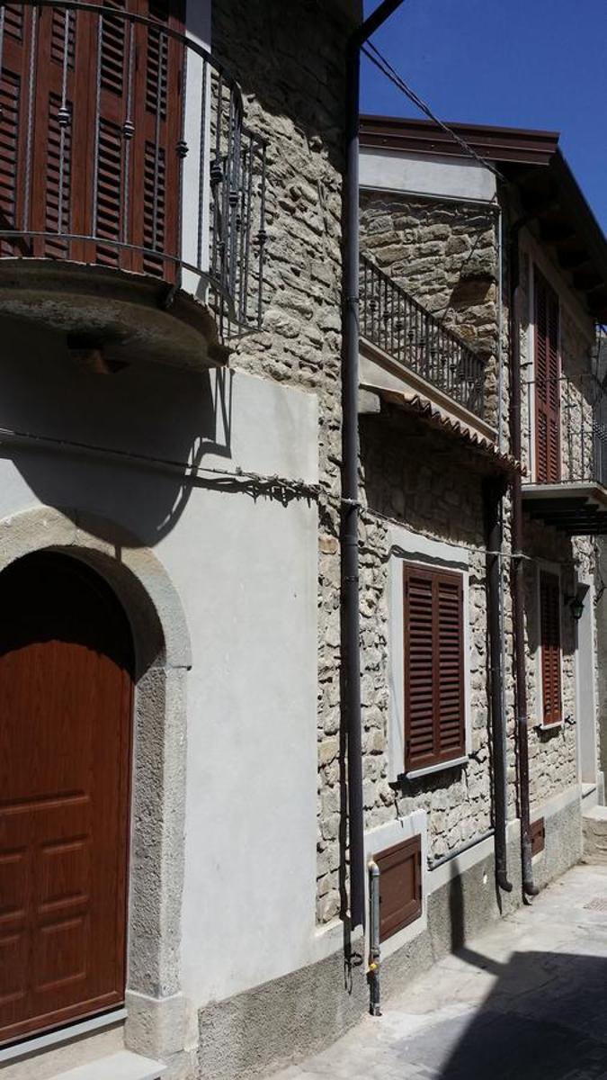Borgo Franza Case Vacanze view 3
