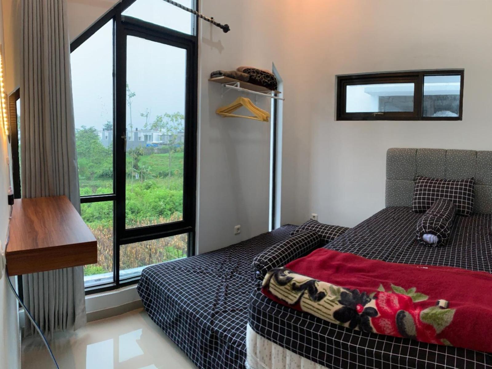 Villa Estetis di Kota Batu