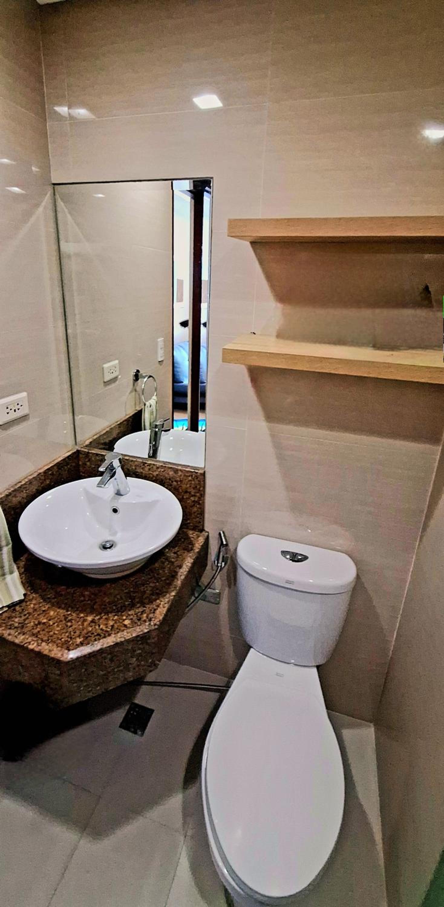 Eastwood LeGrand 3 Cozy & Modern Studio Type Condominium view 5