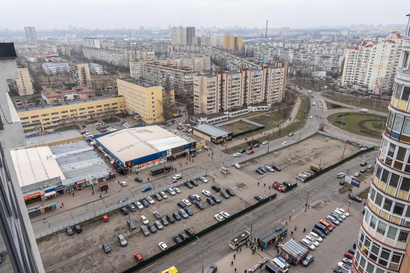 Nikira apartment 152 Smart Plaza Obolon metro Minsk