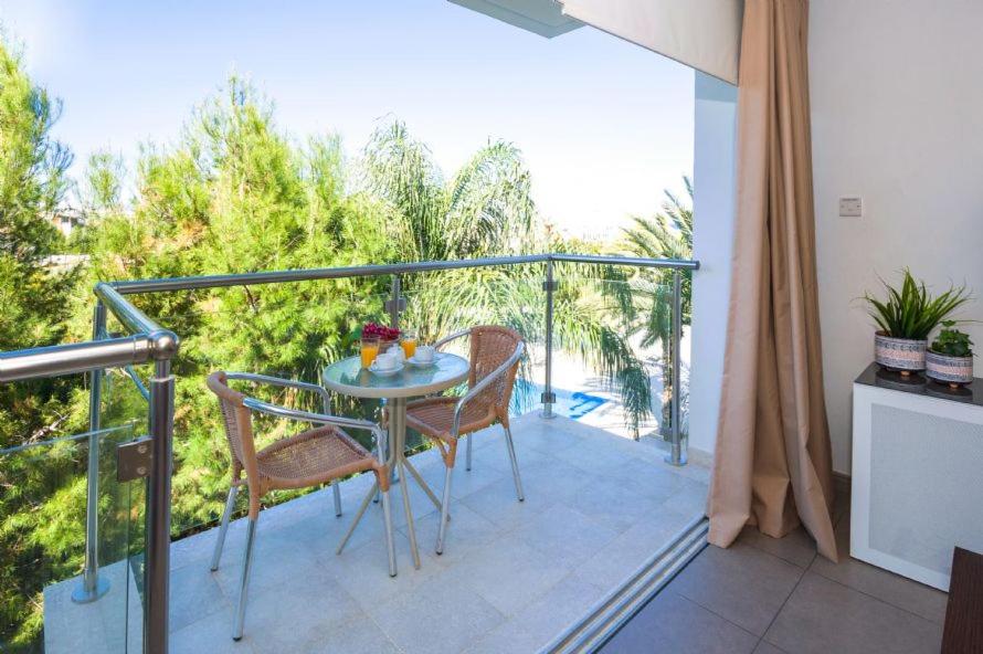 Lucile - Coralli Beachfront Apartment view 5