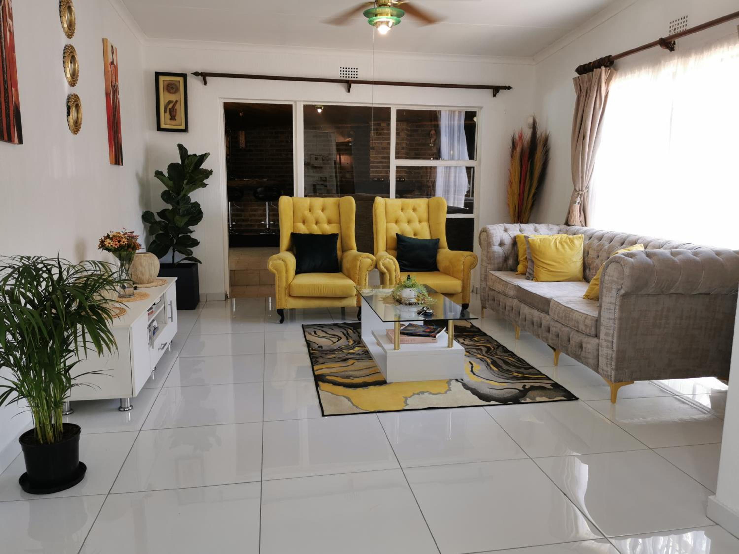 Stunning 2 Bedrooms and 2 Bathroom No loadshedding