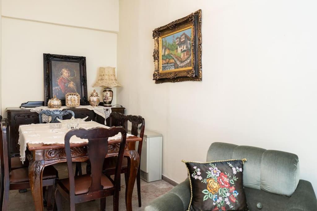 Theoni Central Apartment