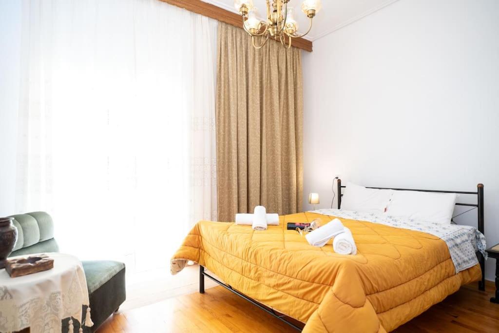 Theoni Central Apartment