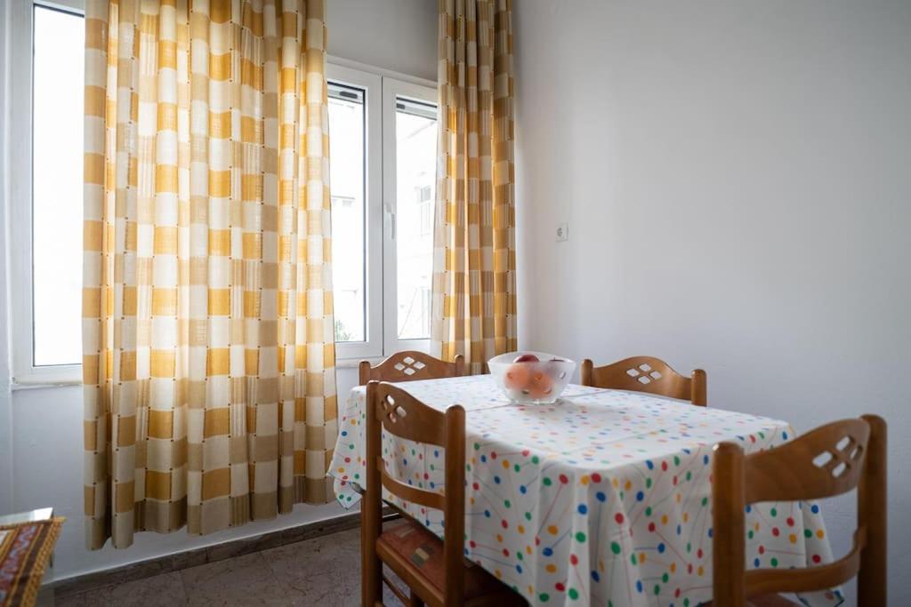Theoni Central Apartment