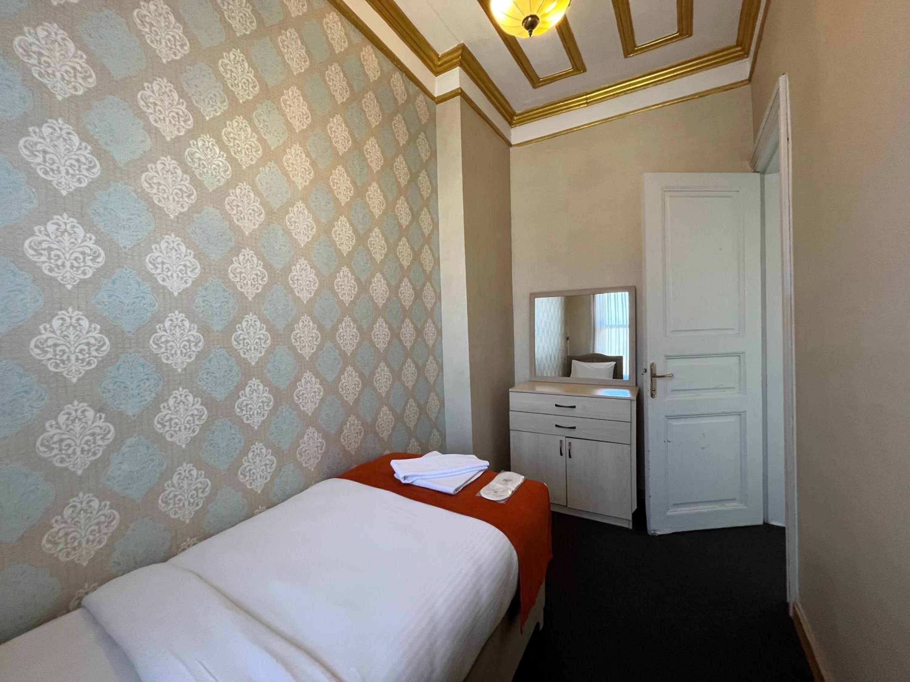 Le Safran Suite Hotel - Image 88