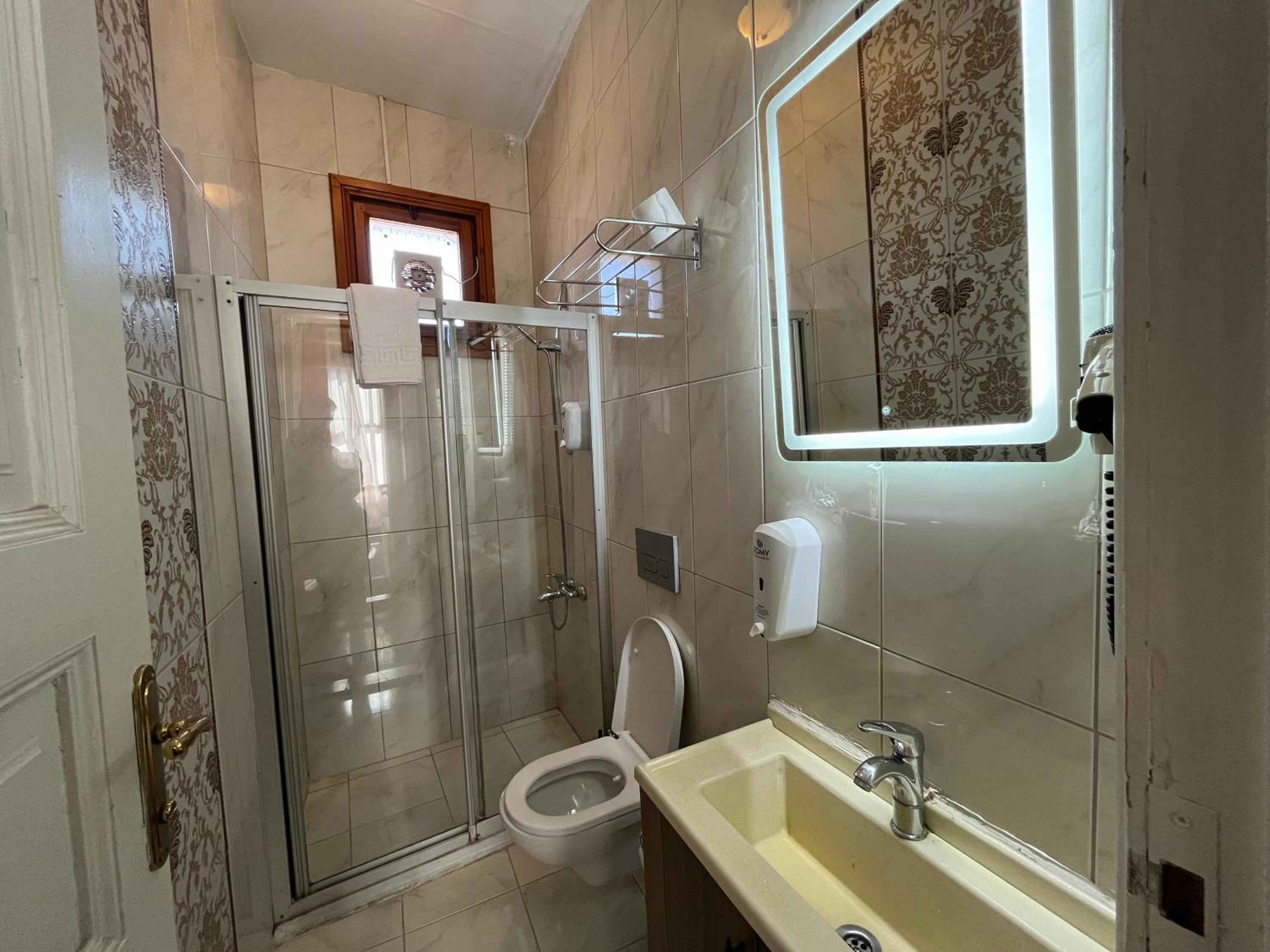 Le Safran Suite Hotel - Image 83