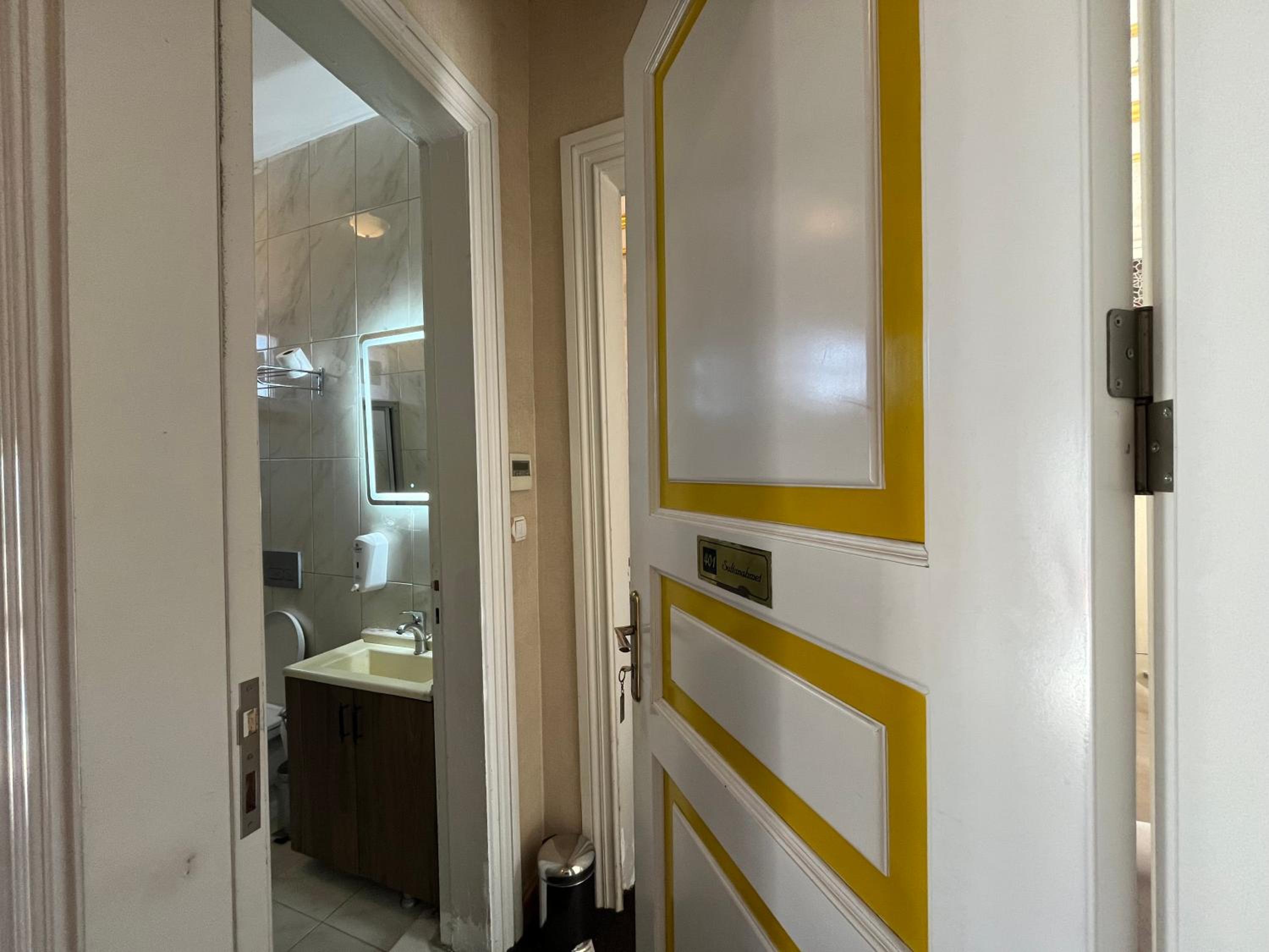 Le Safran Suite Hotel - Image 86