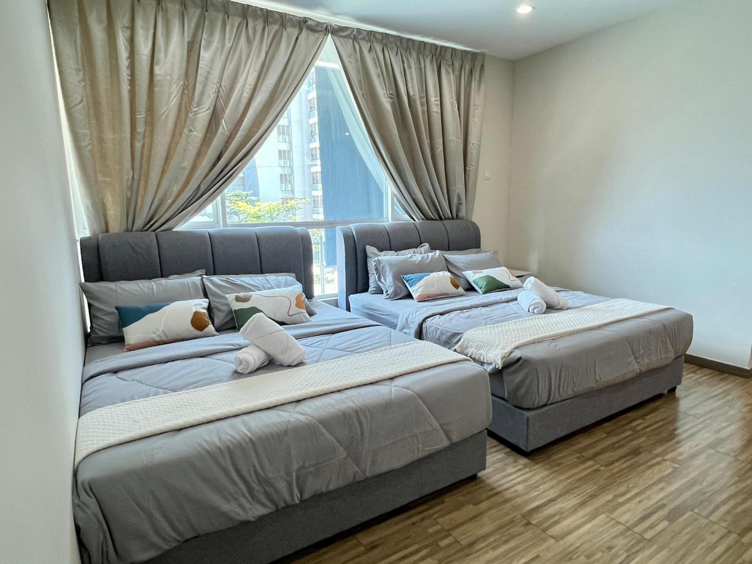 30 OFF Monthly l 4Pax Designer Suite by CITYSPACE