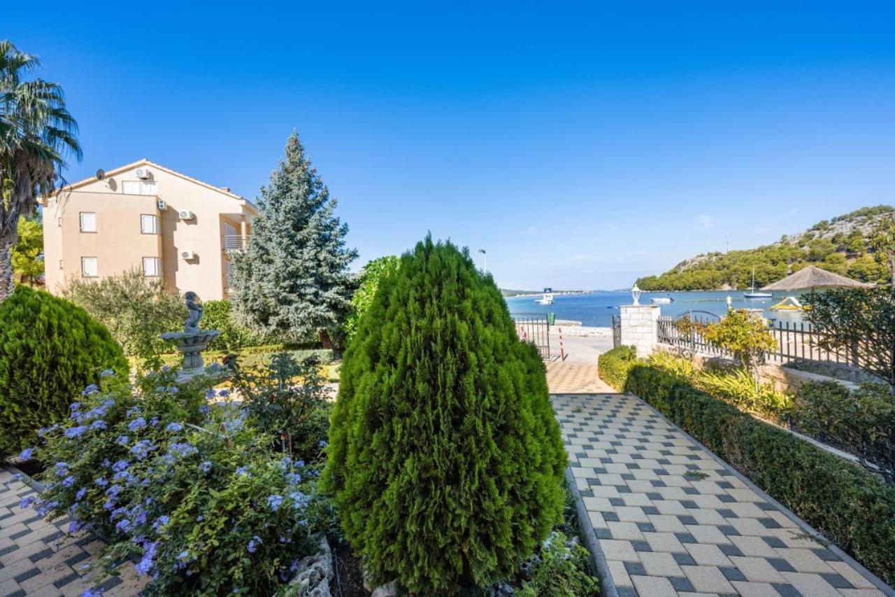 Villa Australia
