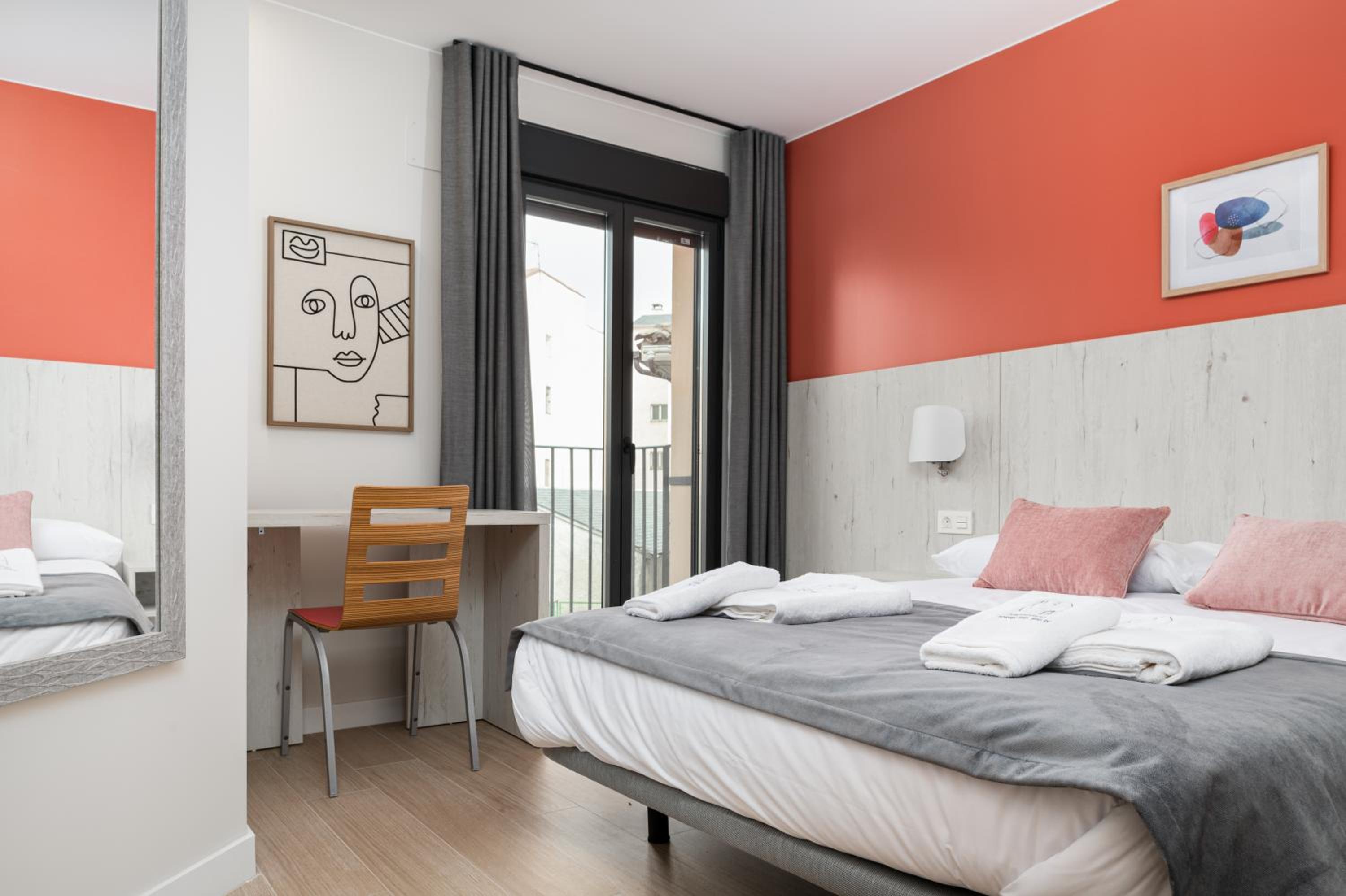 Apartamentos Torre del Reloj