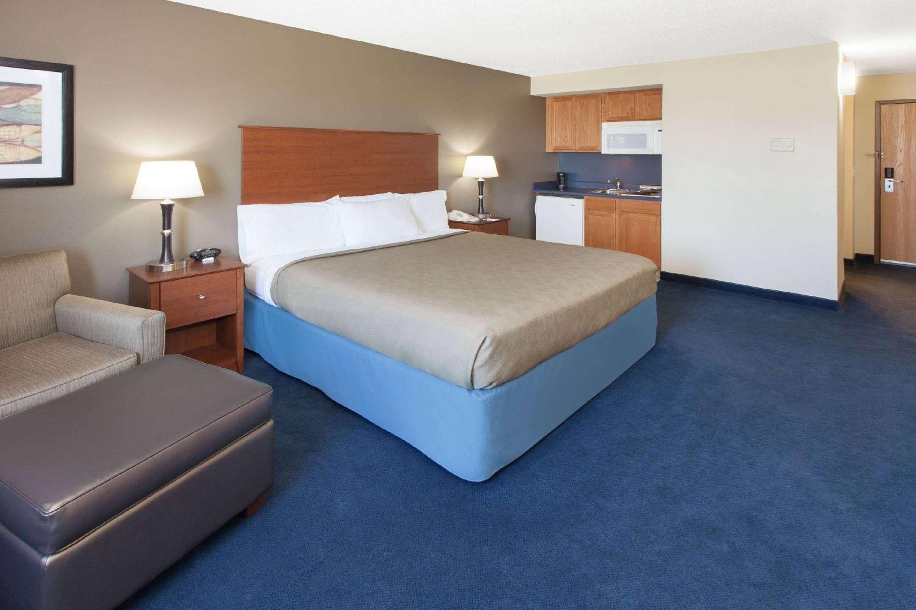 AmericInn by Wyndham Webster City