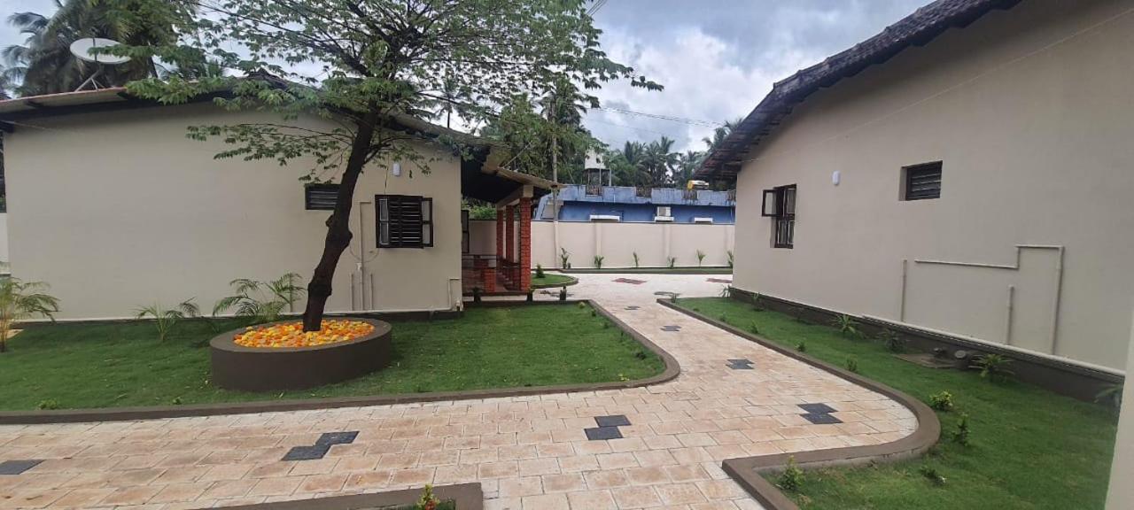 Coastal Hideout Family Cottages - Malpe Beach
