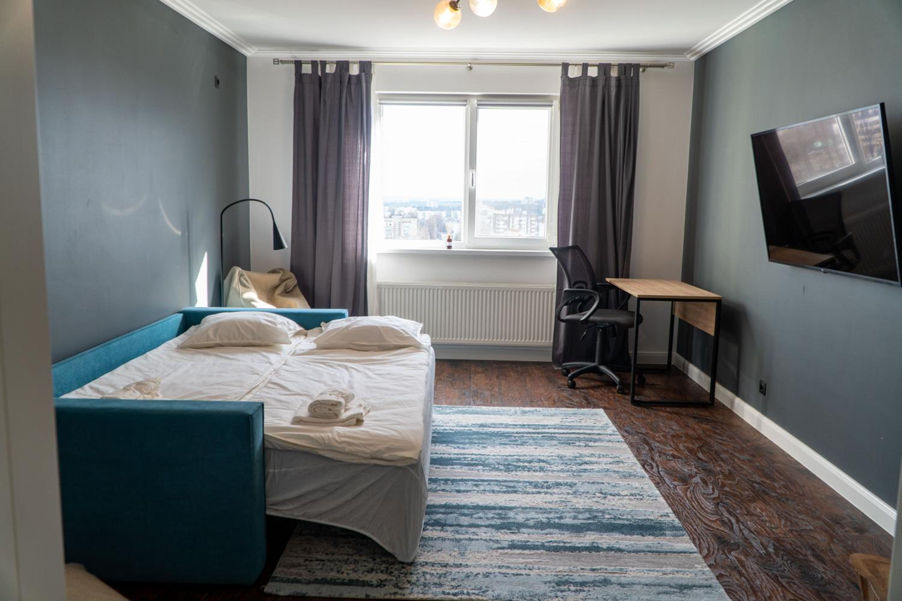 Elegant and cozy 3br apartment view 4