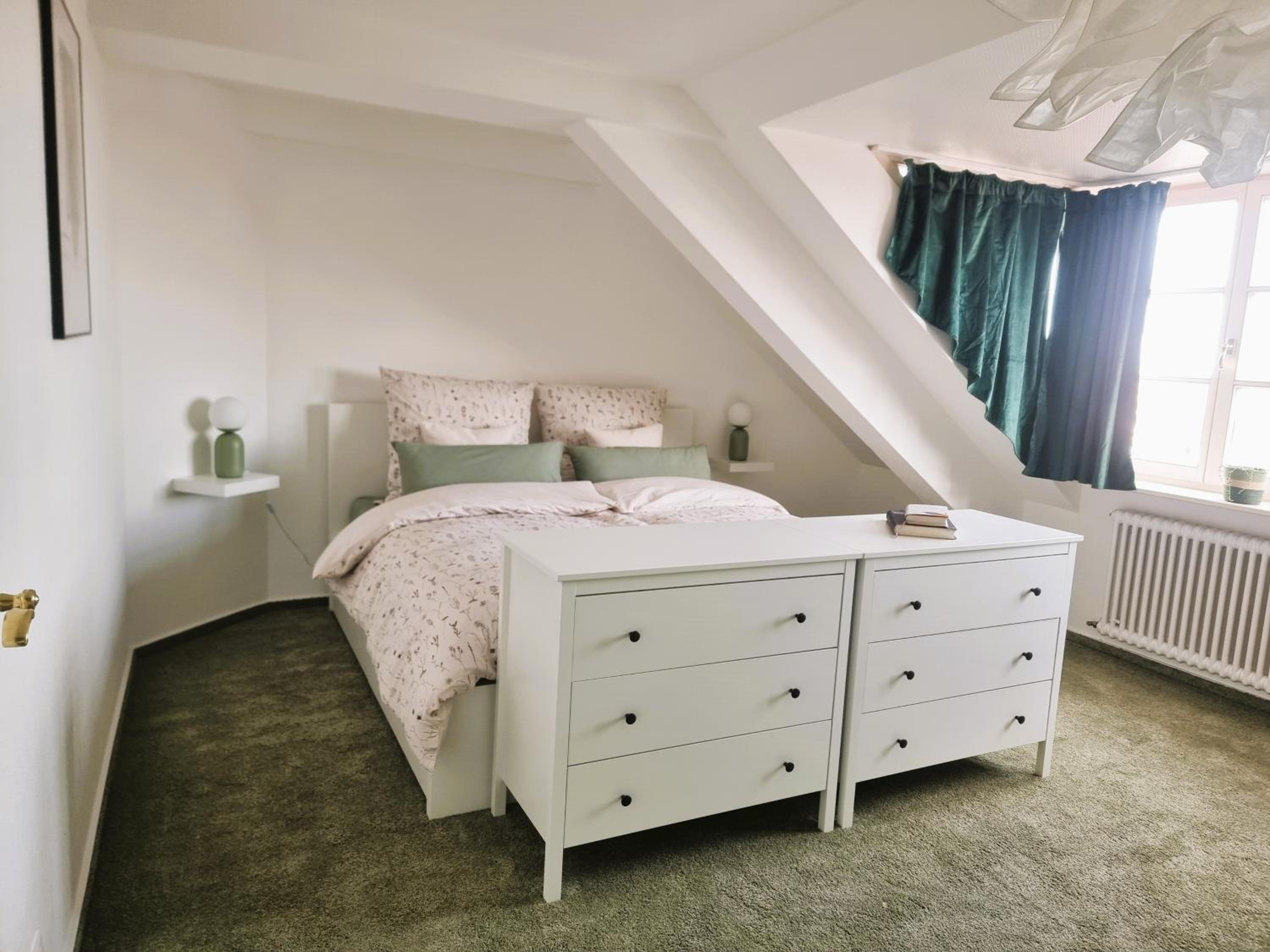 Ferien mit 7 Personen! 3 Schlafzimmer, 2 Bäder, Sauna und Schlossblick - Haustiere willkommen!