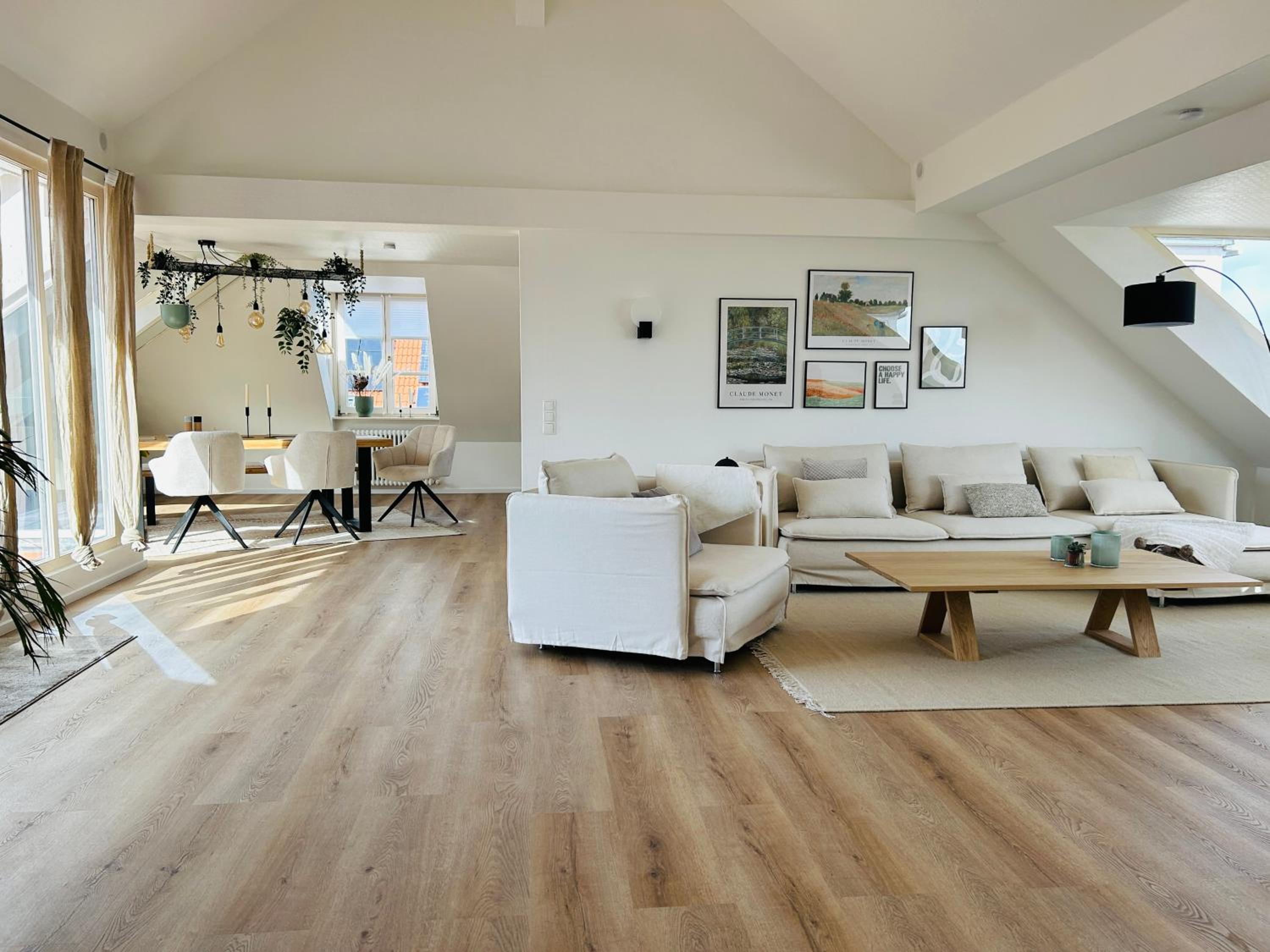 Ferien mit 7 Personen! 3 Schlafzimmer, 2 Bäder, Sauna und Schlossblick - Haustiere willkommen!