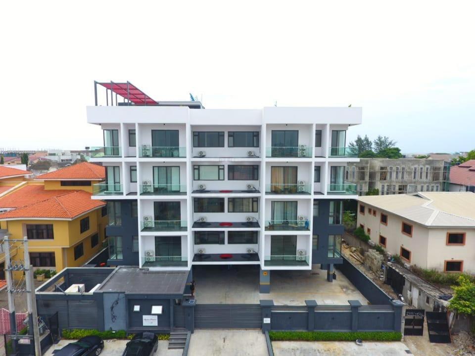 CASA DI VETRO