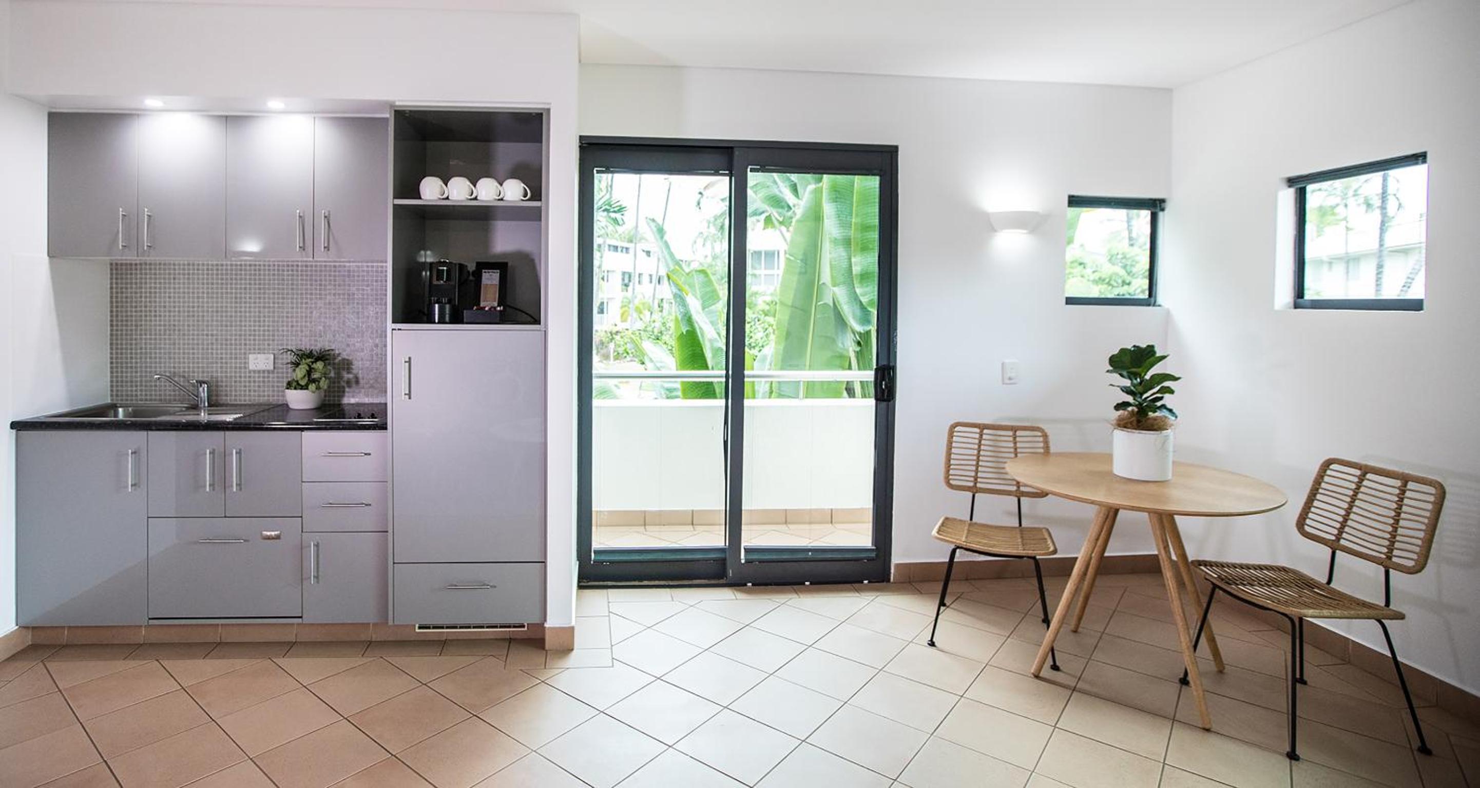 Port Douglas Peninsula Boutique Hotel - Adults Only Haven - Image 2