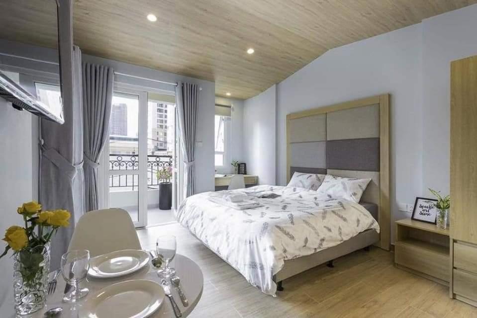 7 Apartment