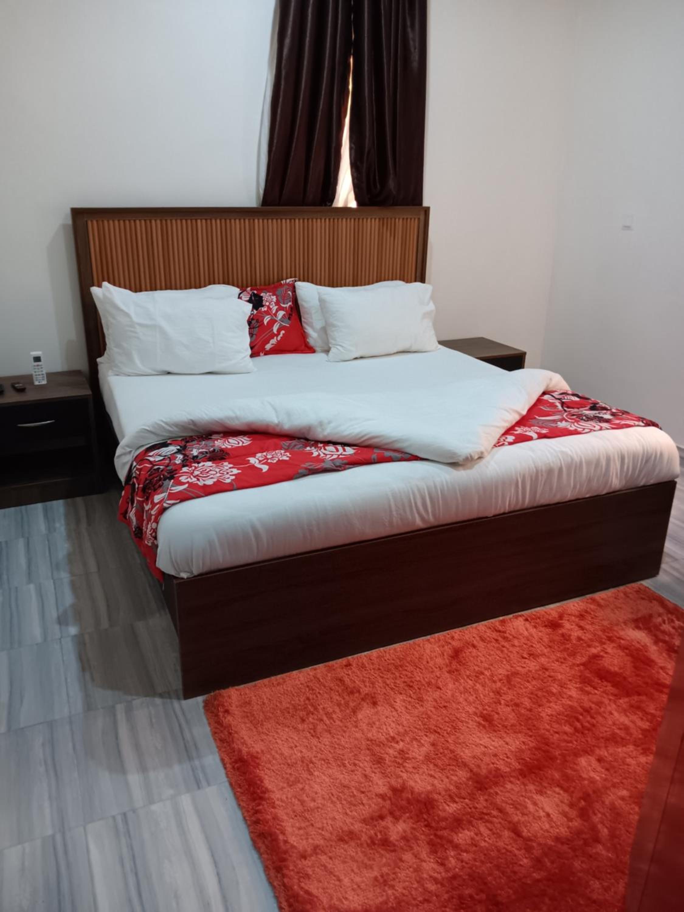 Elimus Apartments & Suites