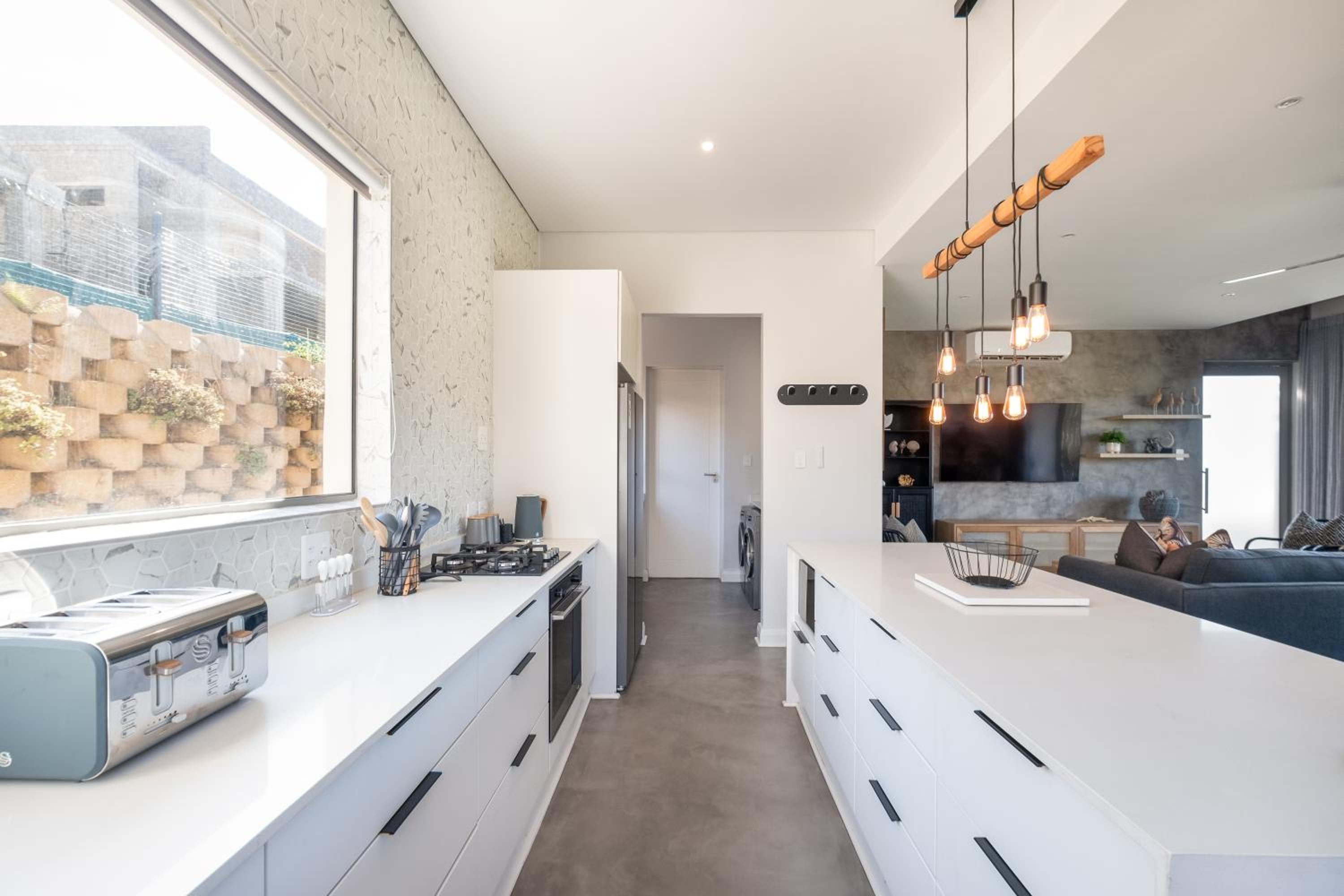 Spacious Holiday Home in Zululami view 3