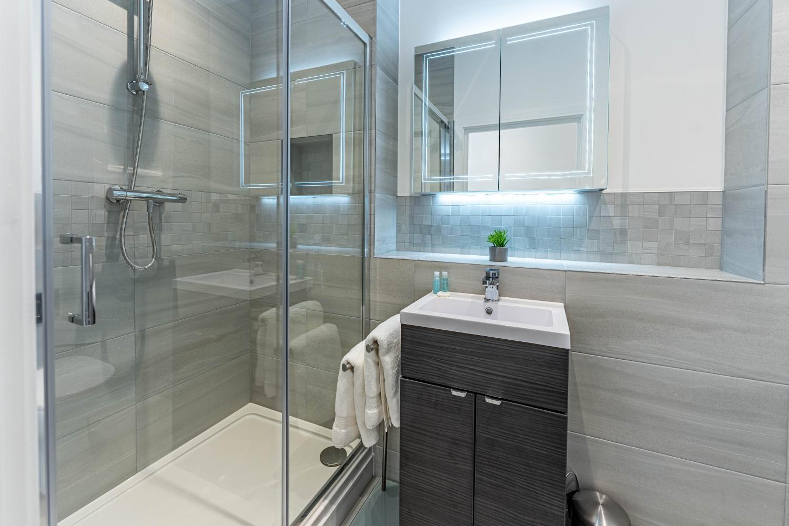Wellington House by Celador Apartments view 5