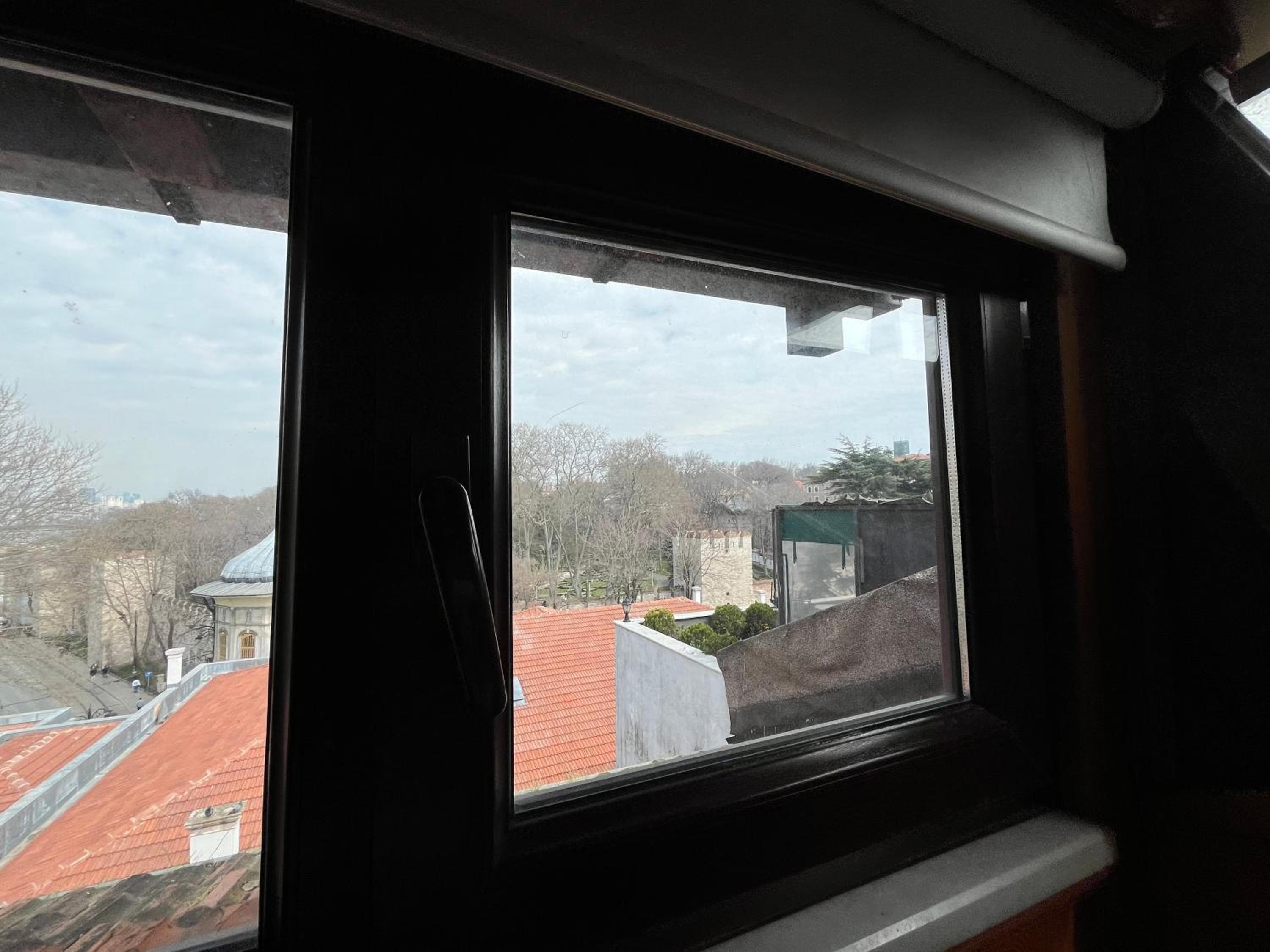 Le Safran Suite Hotel - Image 6