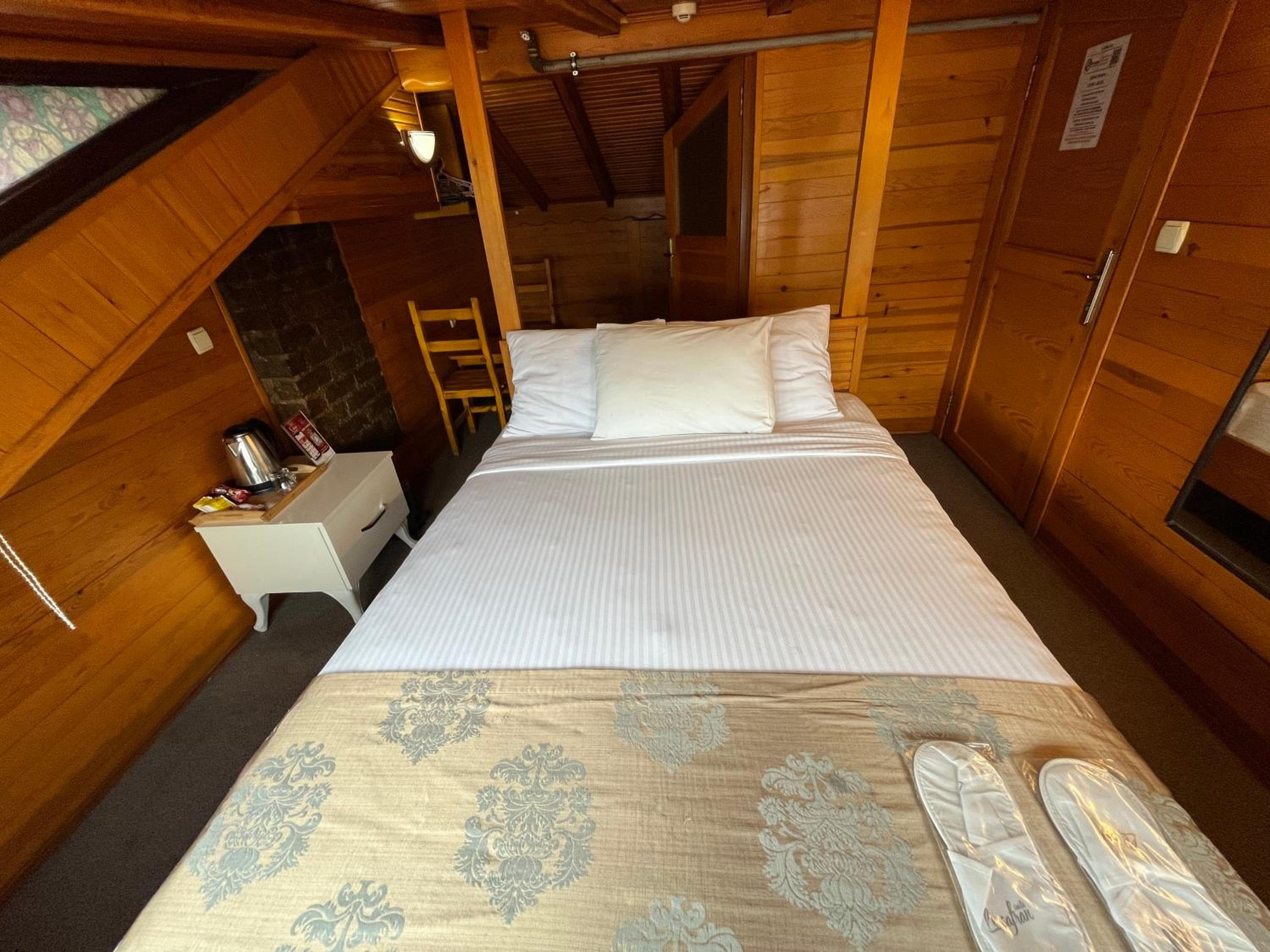 Le Safran Suite Hotel - Image 52