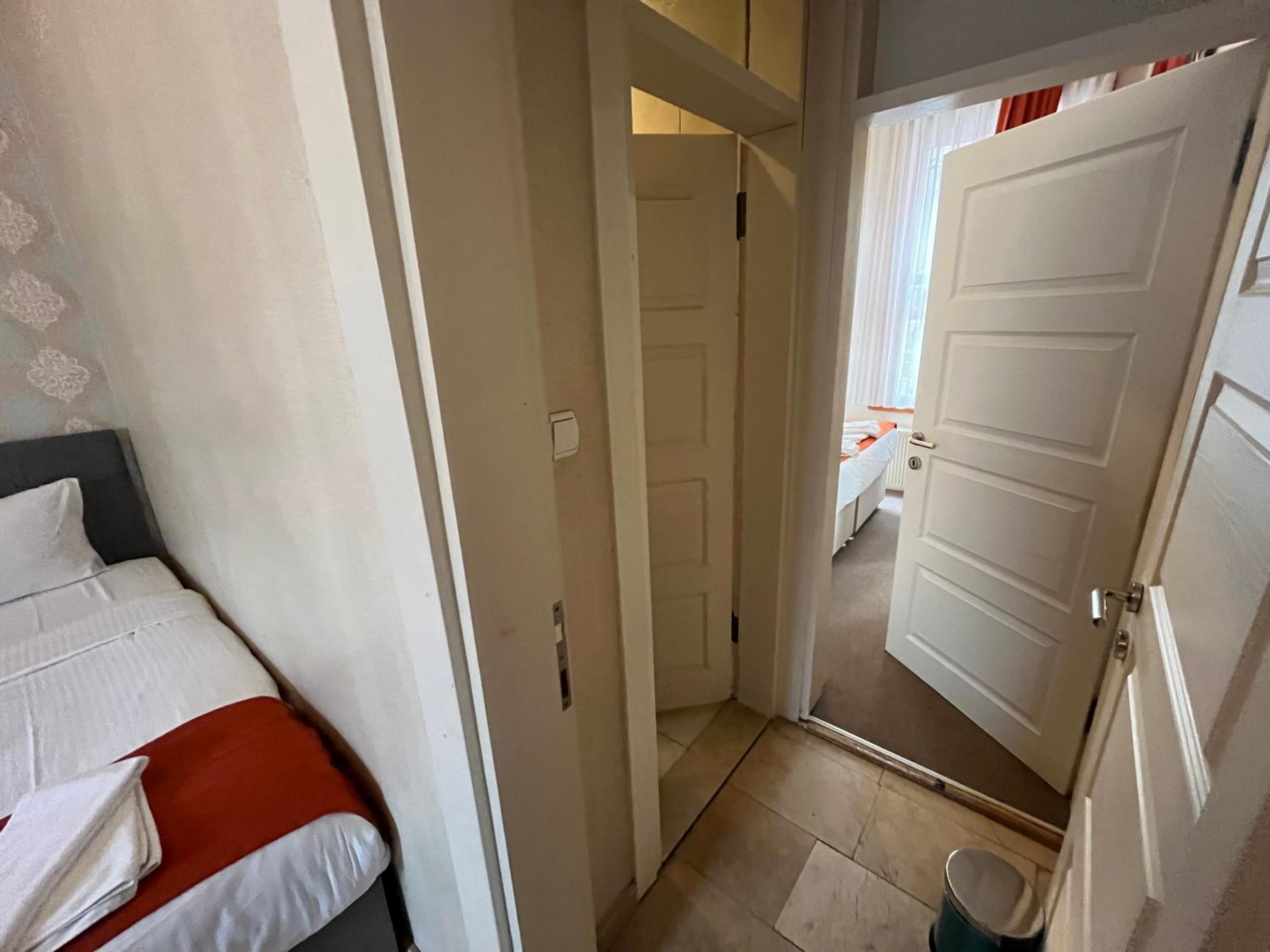 Le Safran Suite Hotel - Image 113