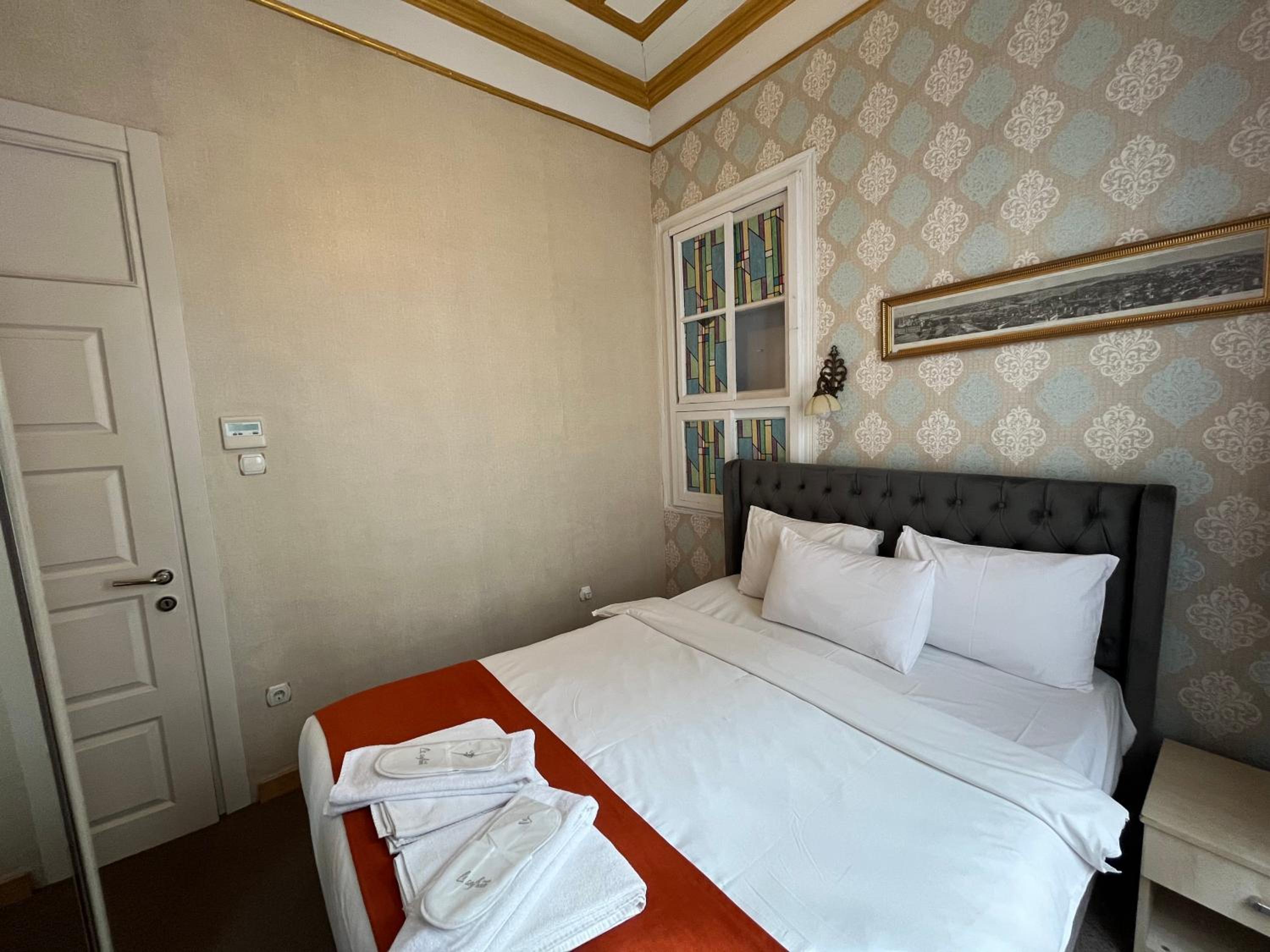 Le Safran Suite Hotel - Image 60