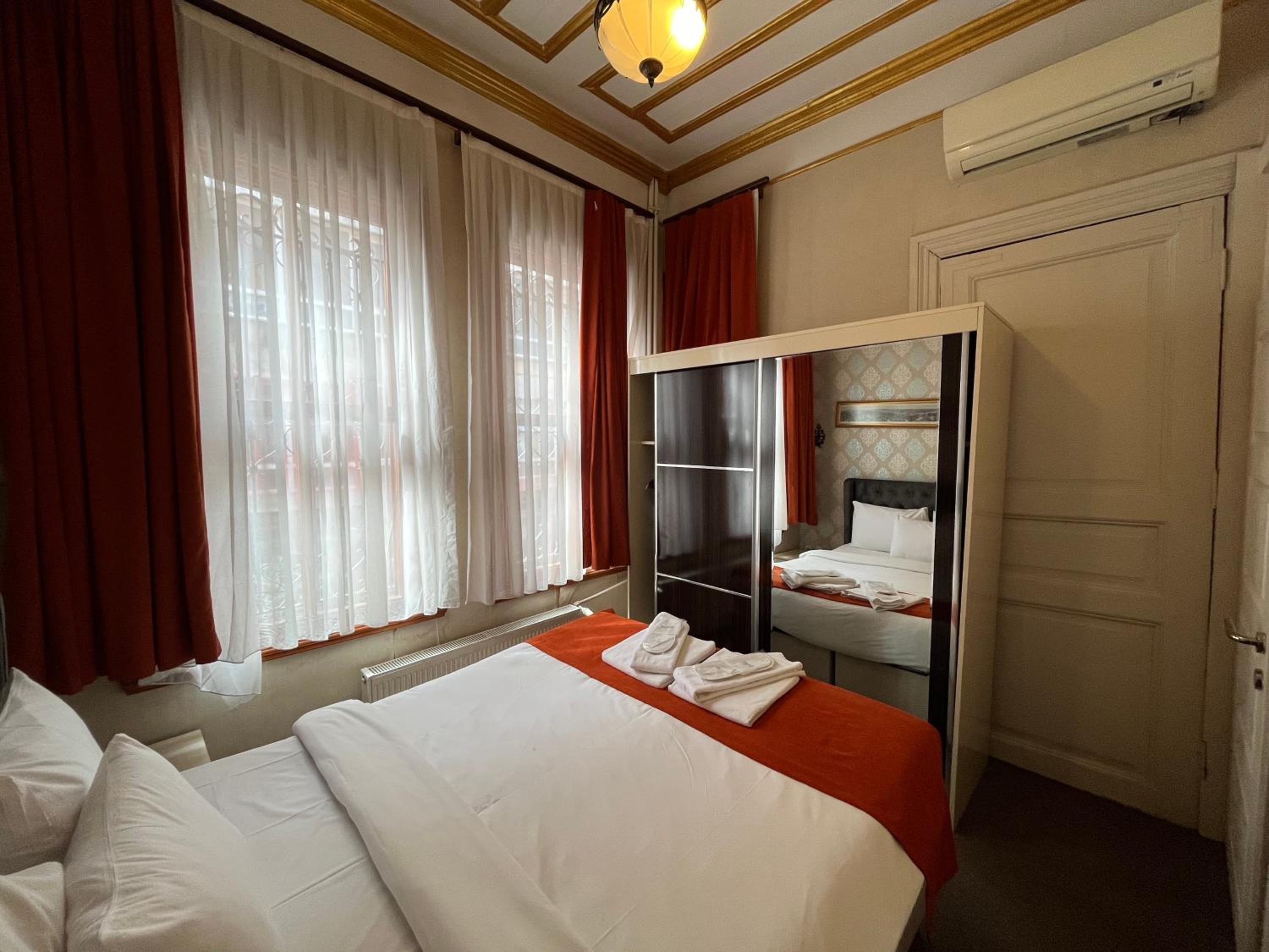 Le Safran Suite Hotel - Image 114