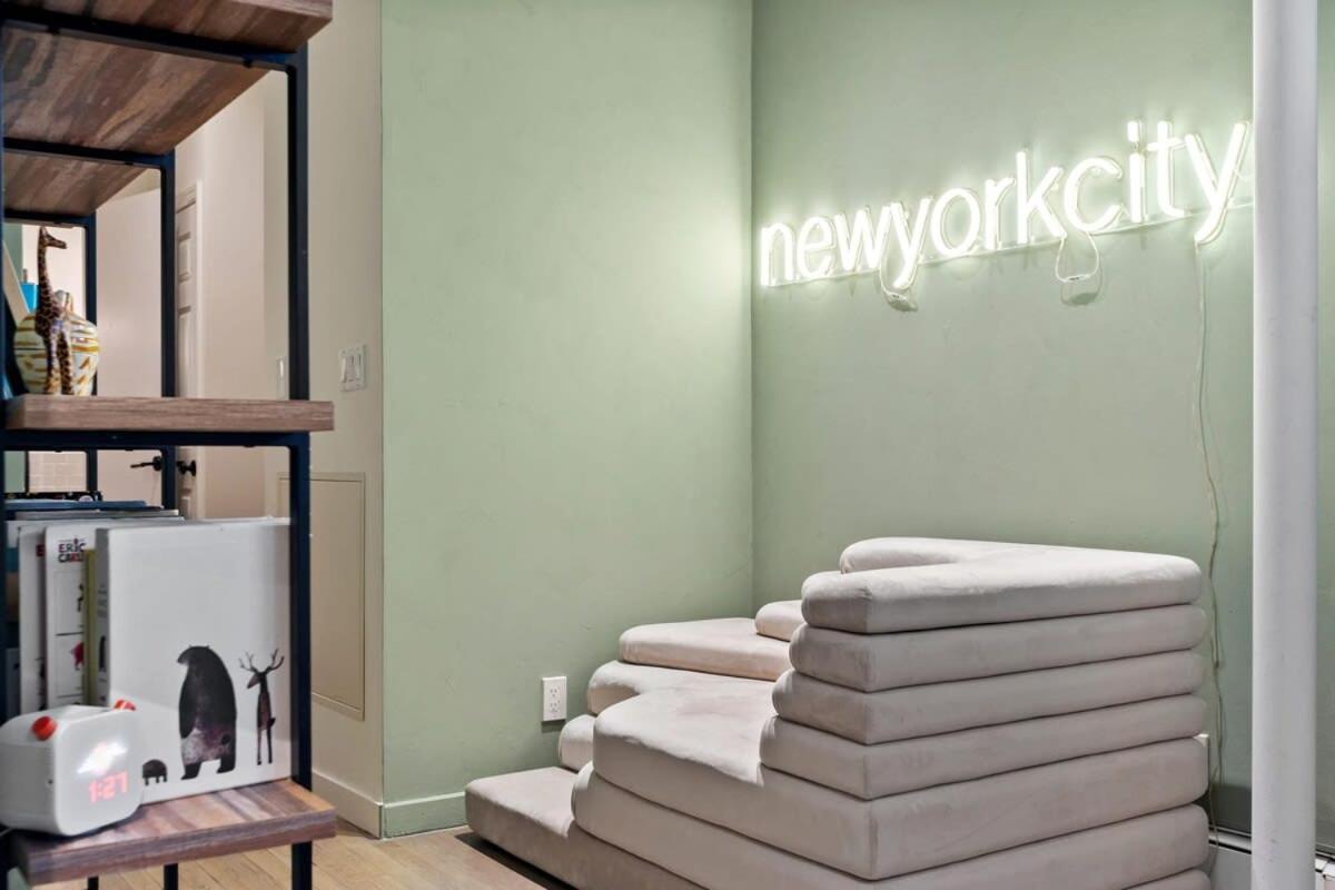 Tribeca Loft Vanderbilt by RoveTravel