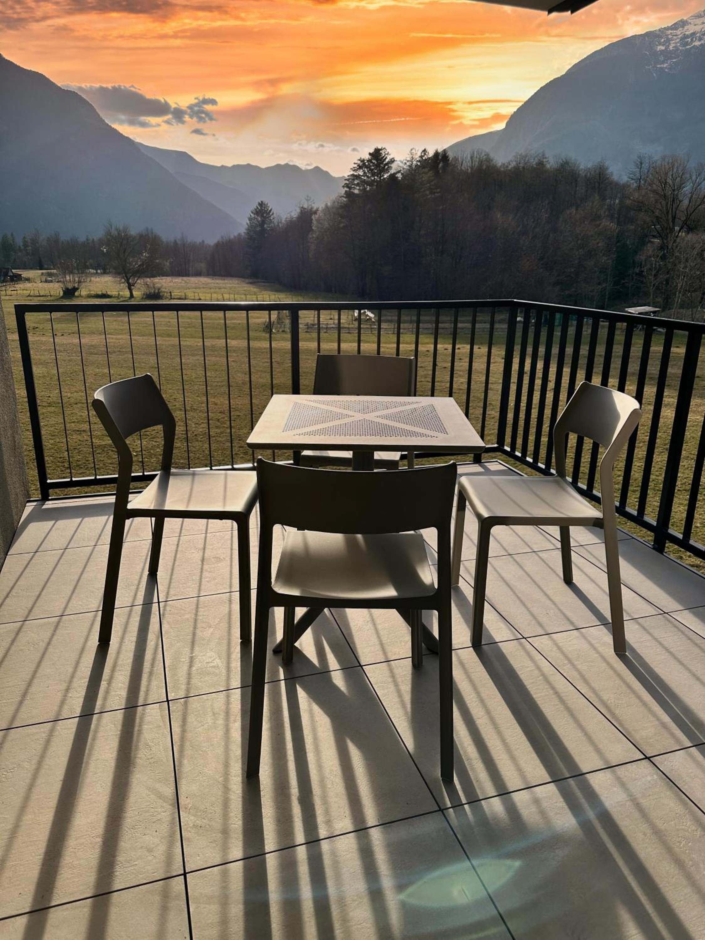 Soca Valley Suites