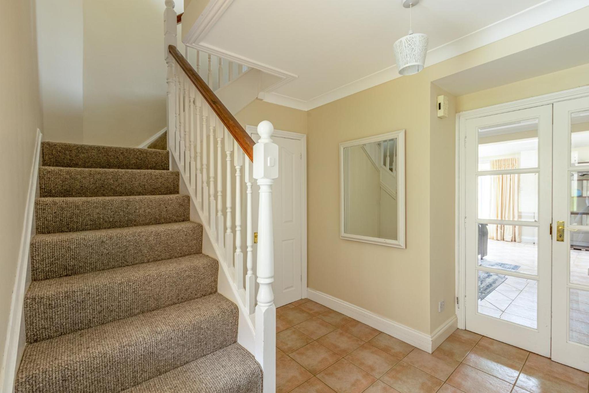 Lovely 2BR in peaceful Hampstead, NW London