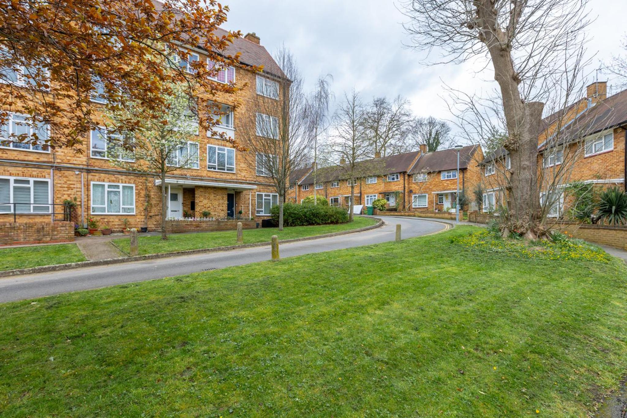 Lovely 2BR in peaceful Hampstead, NW London