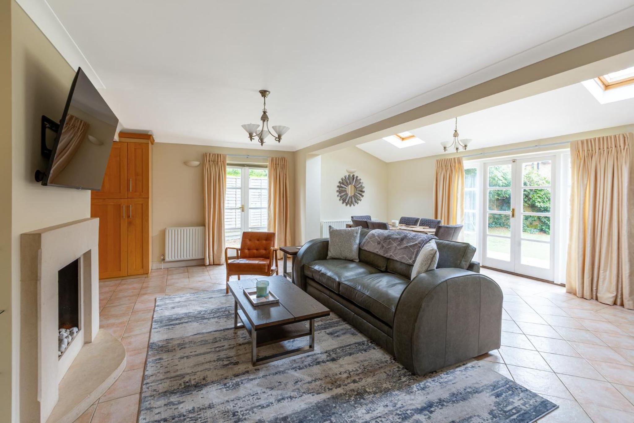 Lovely 2BR in peaceful Hampstead, NW London