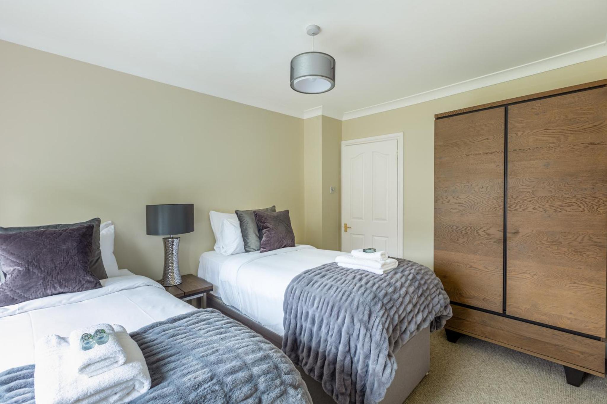 Lovely 2BR in peaceful Hampstead, NW London