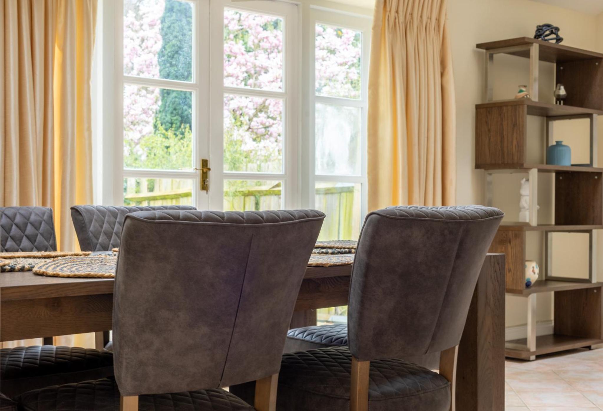 Lovely 2BR in peaceful Hampstead, NW London