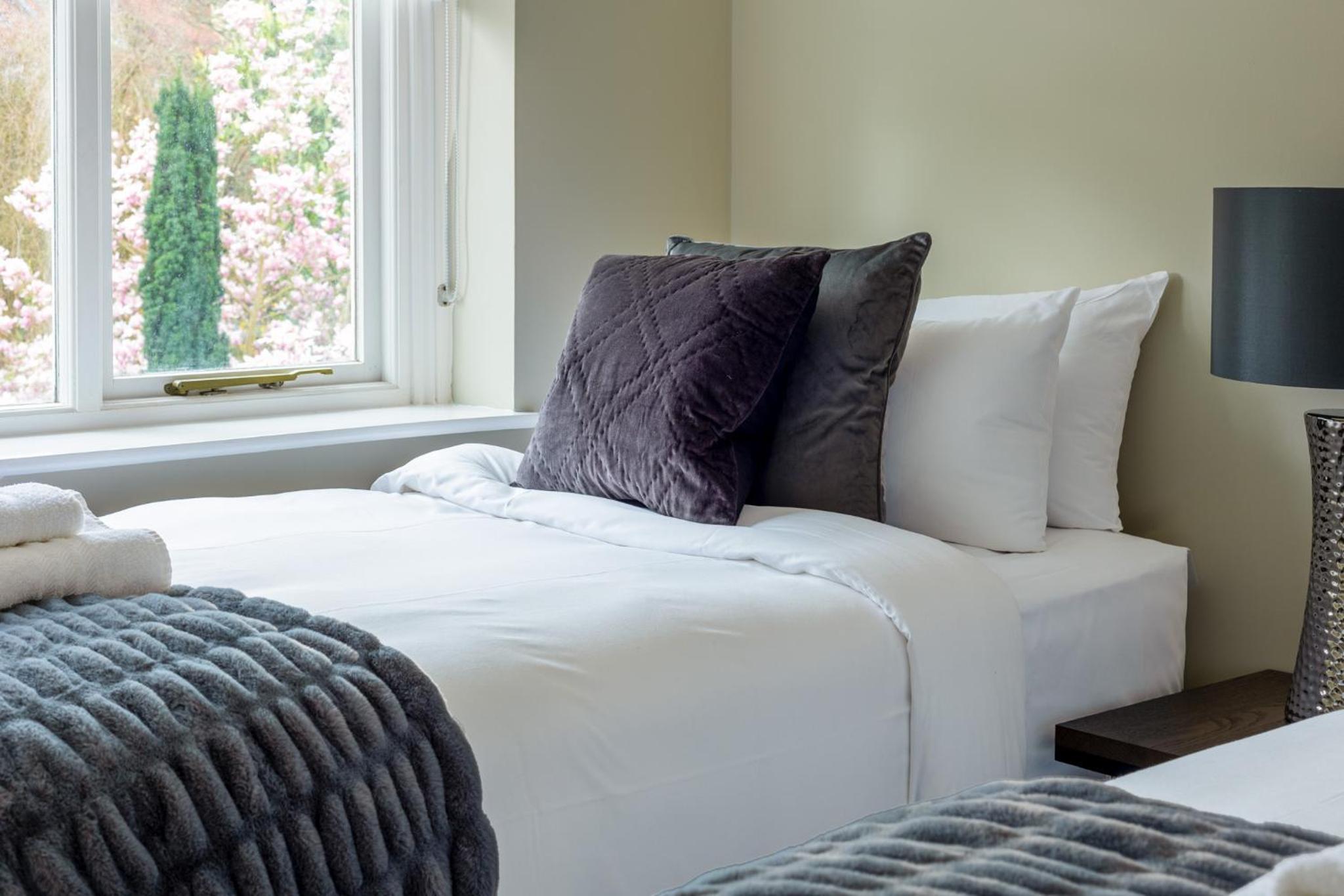 Lovely 2BR in peaceful Hampstead, NW London