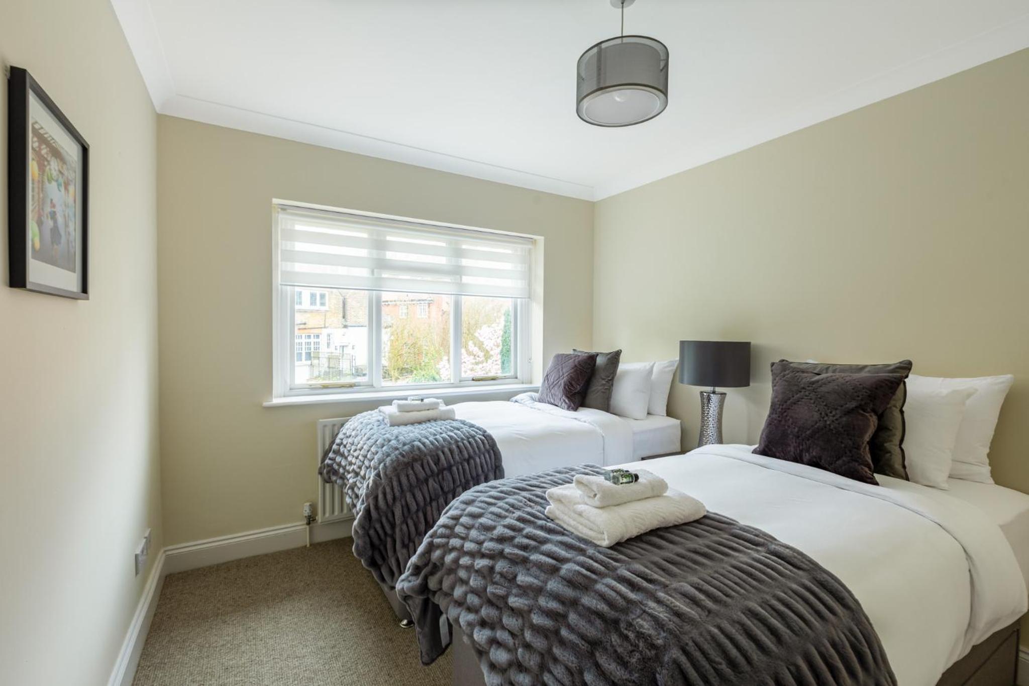 Lovely 2BR in peaceful Hampstead, NW London