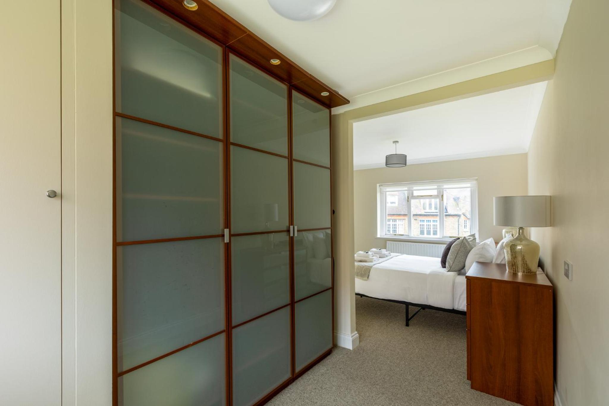 Lovely 2BR in peaceful Hampstead, NW London