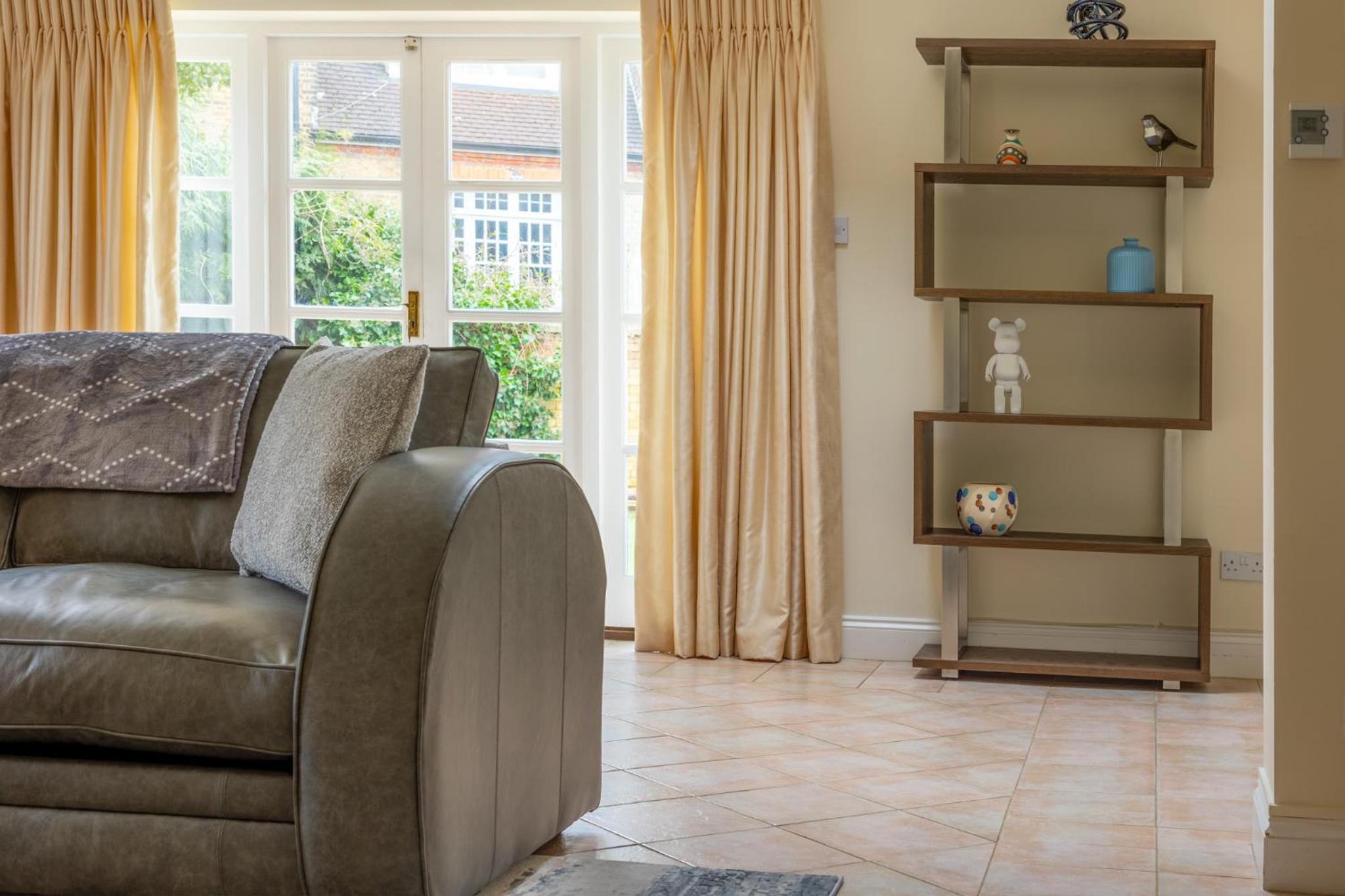 Lovely 2BR in peaceful Hampstead, NW London