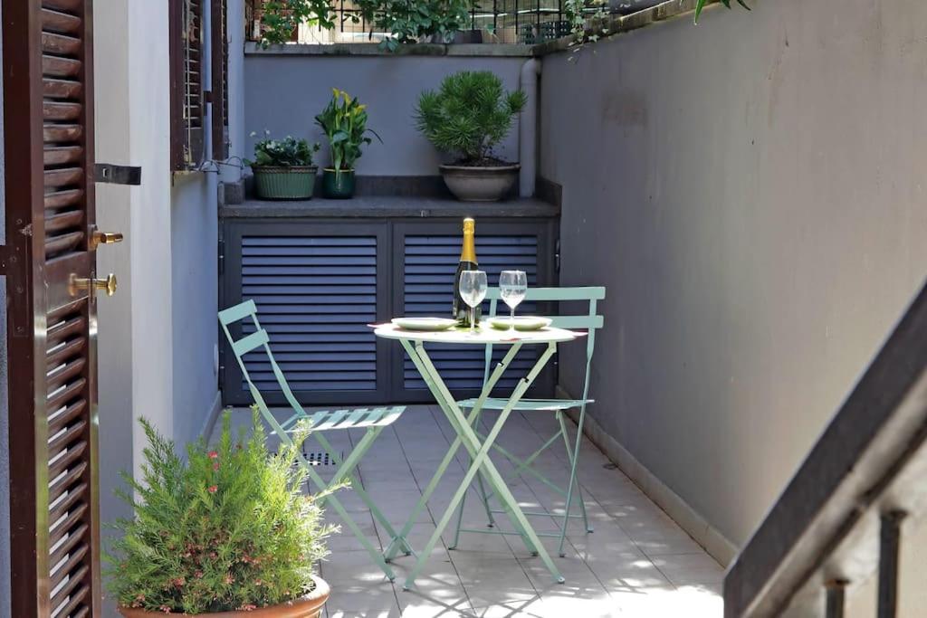 Vatican apartment with parking