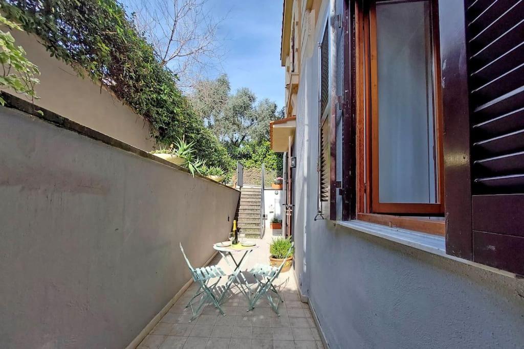 Vatican apartment with parking